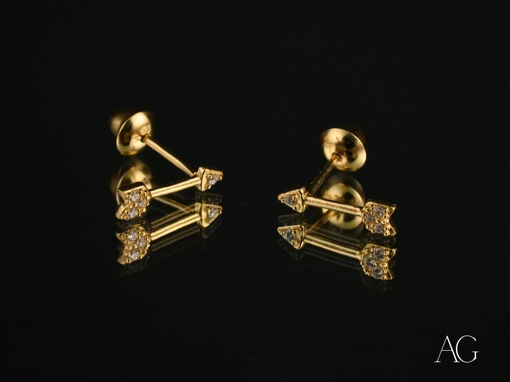 18K Gold CZ Arrow Earrings - Valentine's Day Gift for Her, Dainty Stud Earrings for Women, Perfect for Romantic Dates & Anniversary Celebrations