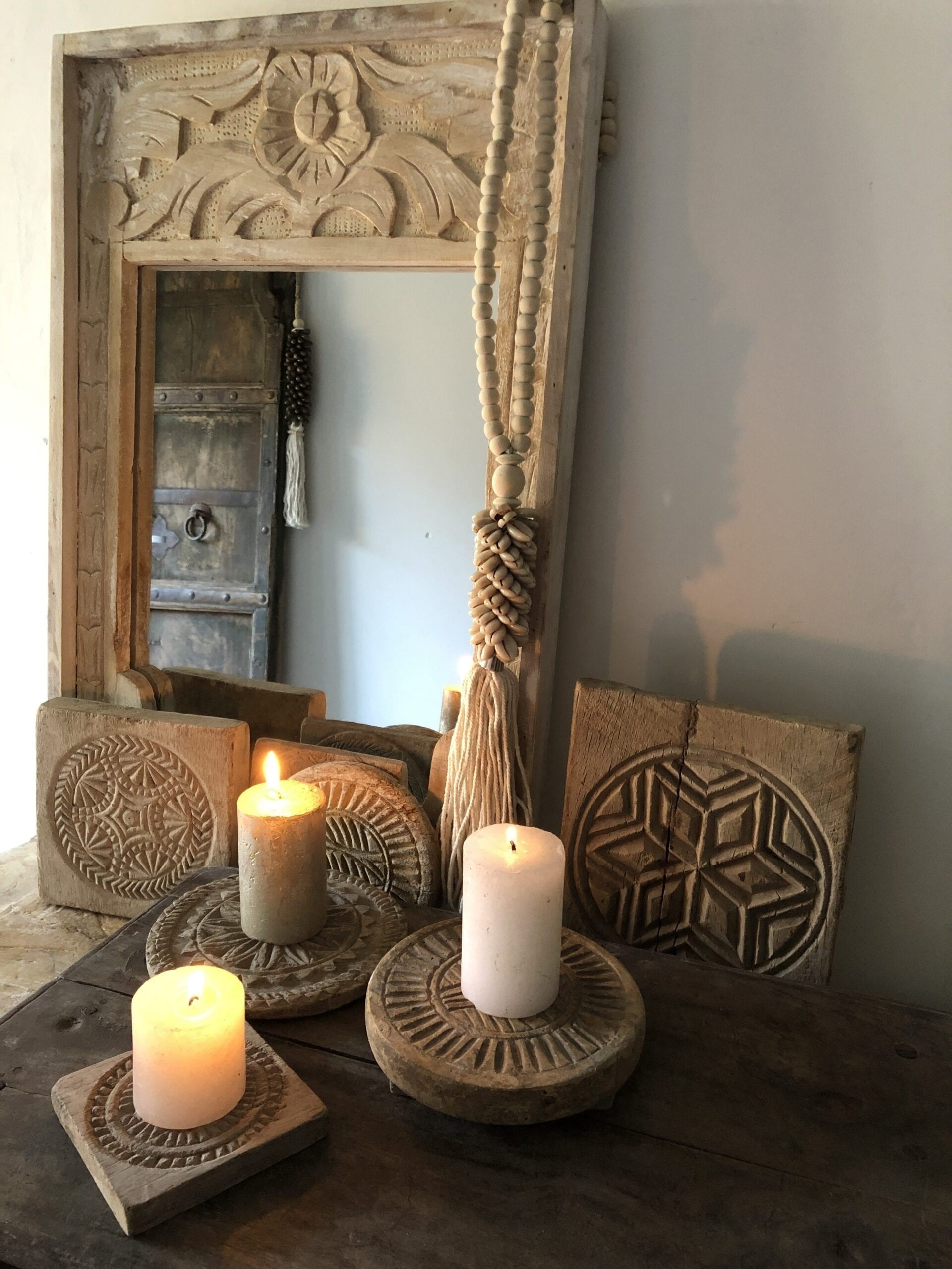 Hand Carved Indian Solid Wood Mehrab Style Mirror - 60cm Bleached Finish - Elegant Wall Decor for Living Room, Bedroom & Entryway