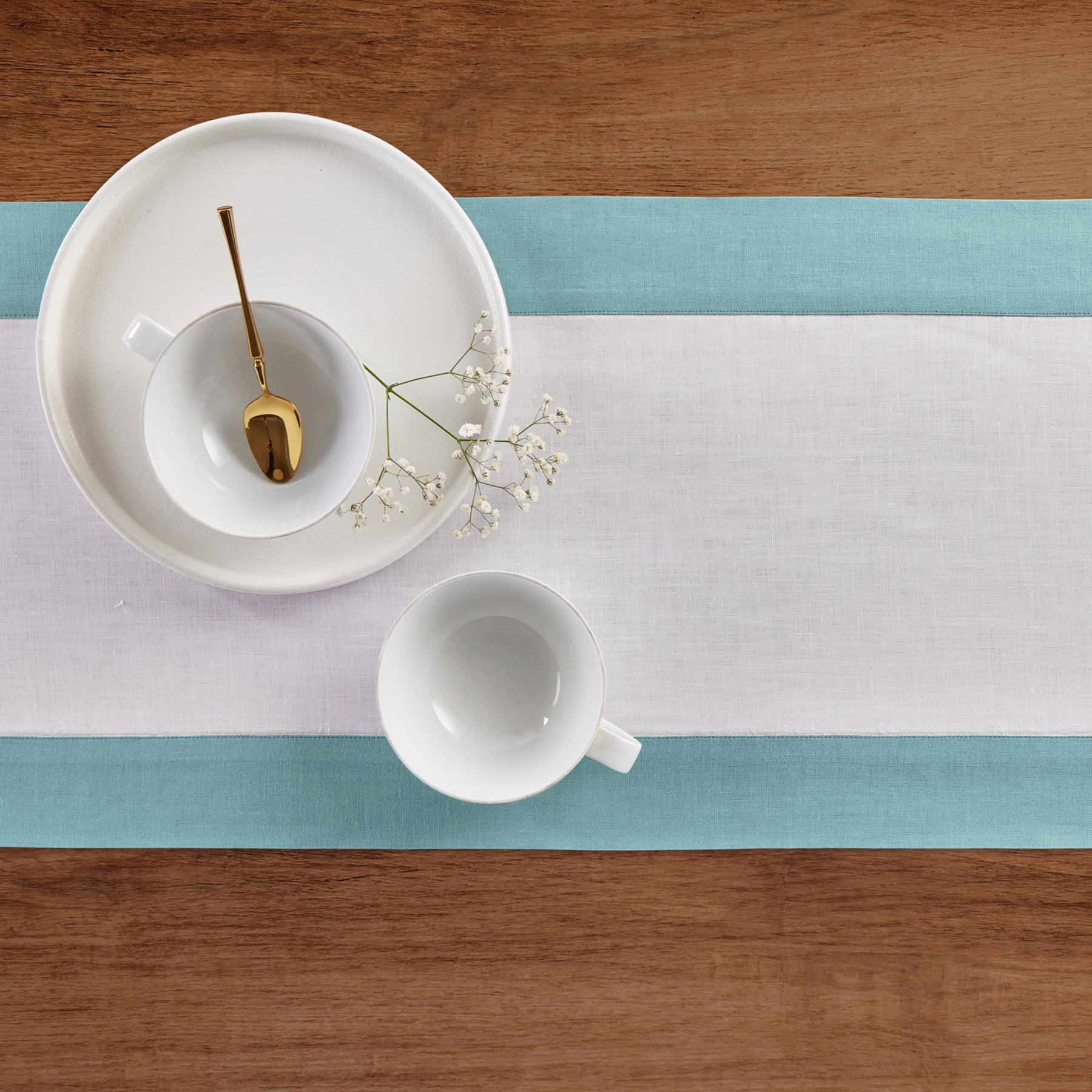 Elegant Contempo Table Runner - Premium Dining Decor for Weddings, Holidays & Everyday Use