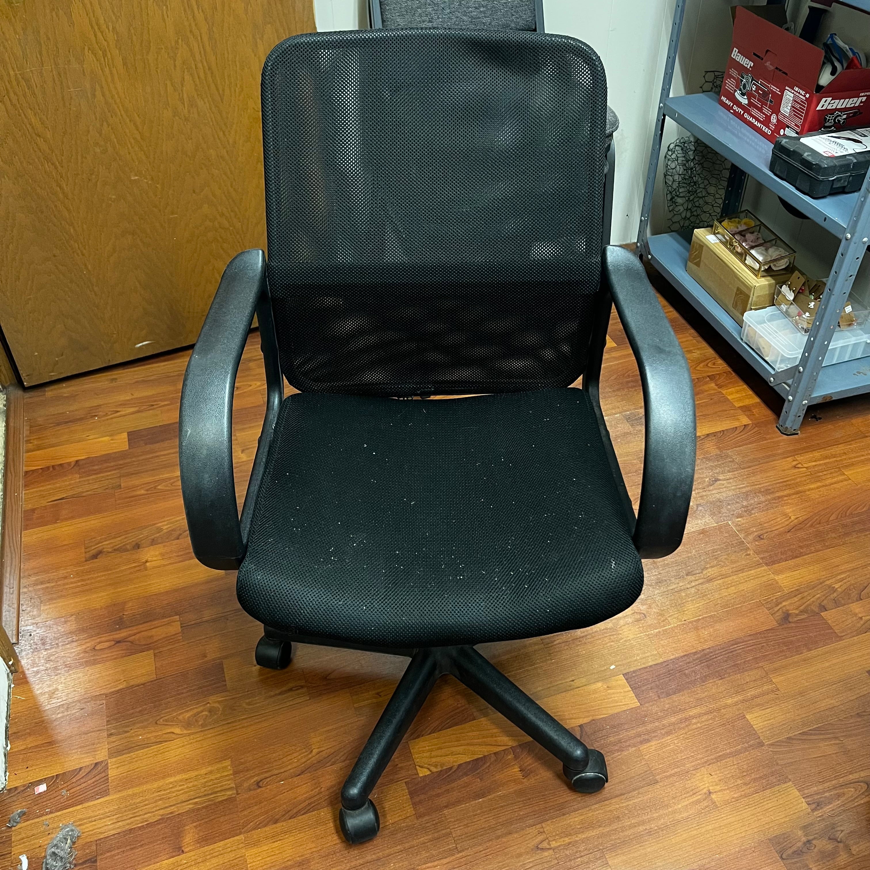 45. Ergonomic Rolling Office Chair with Adjustable Height - Comfortable Swivel Desk Chair for Home & Office Workspace - Perfect for Long Hours of Sitting & Productivity