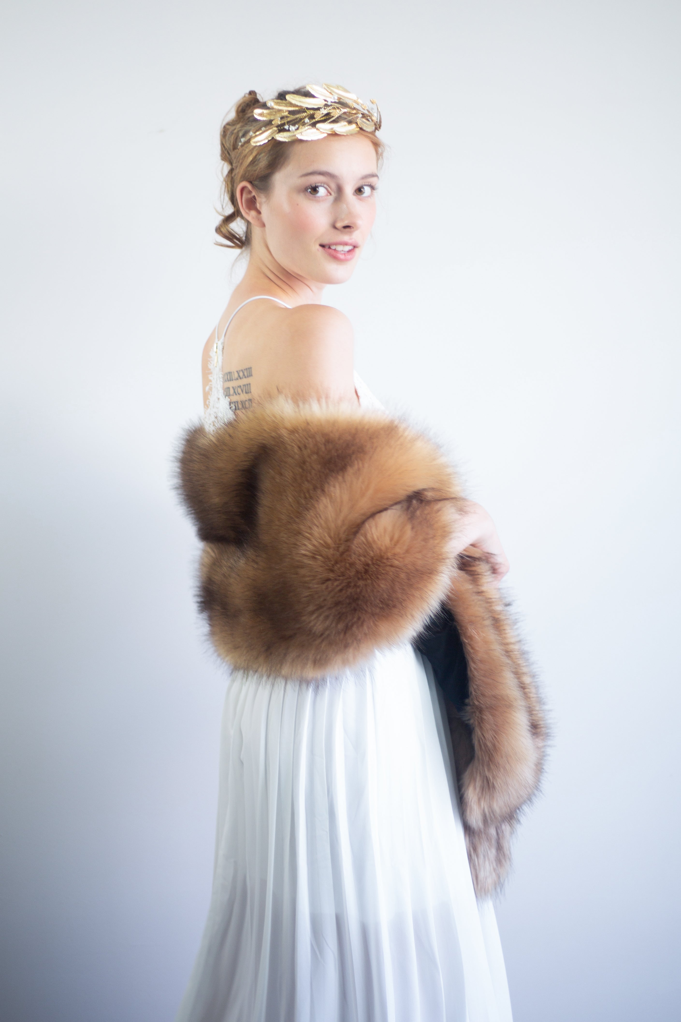 Luxury Honey Brown Faux Fur Shawl Wrap - Soft Winter Scarf for Women (Lilian LBrw03) | Perfect for Evening Parties, Weddings & Cold Weather Fashion
