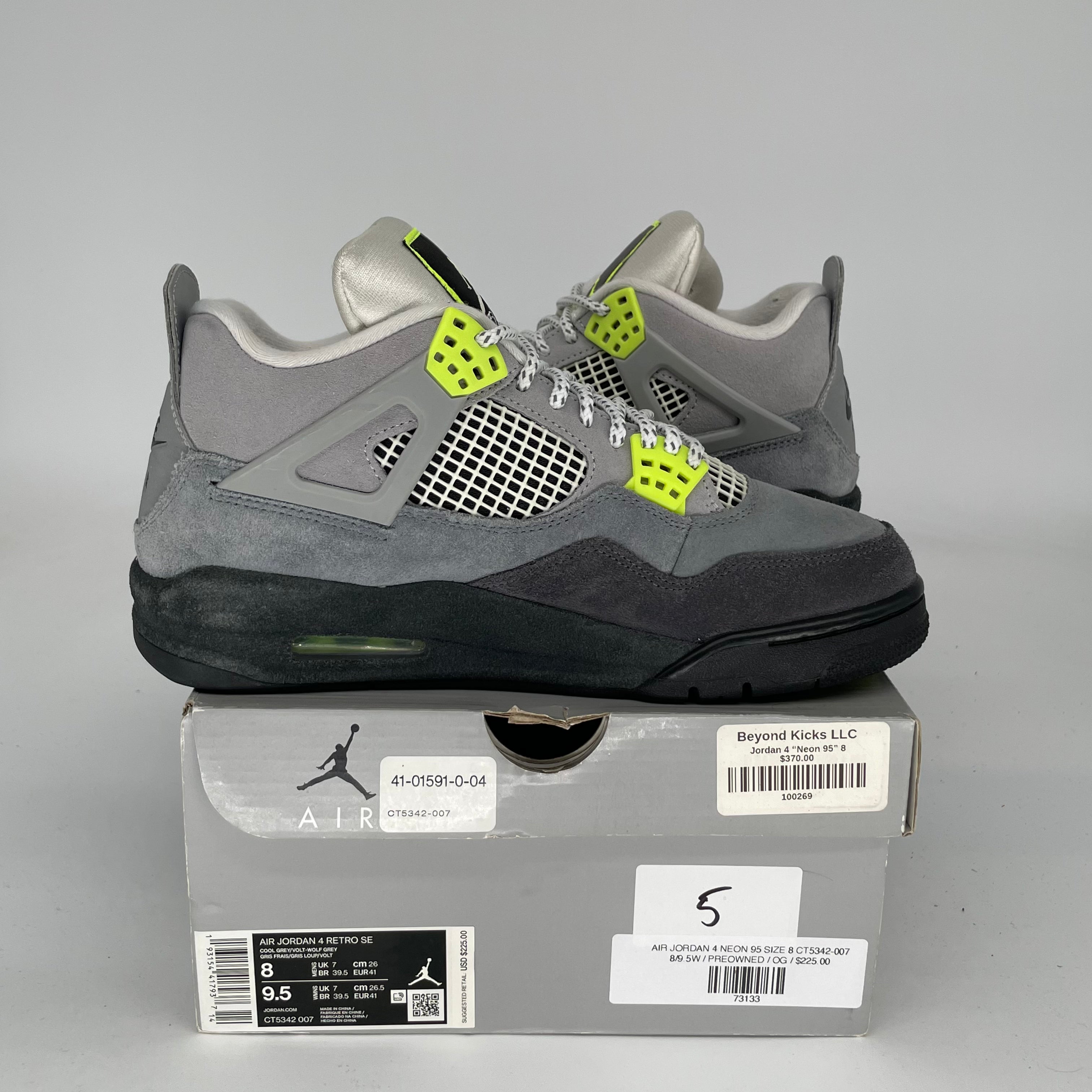 AIR JORDAN 4 Retro 