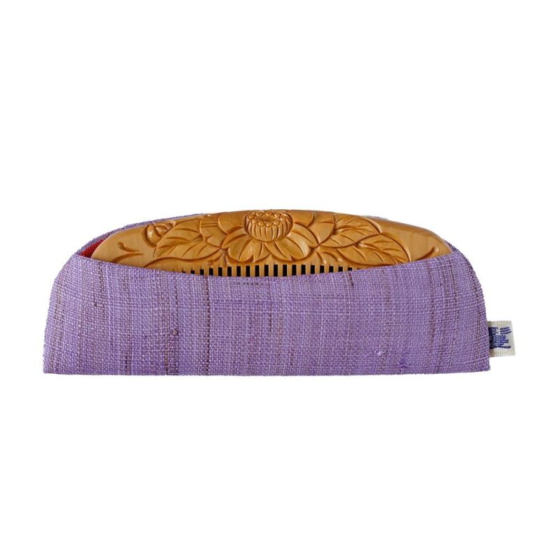 Handmade Japanese Tsuge (Boxwood) Comb with Linen Case - Traditional Kyoto Hair Accessory for Women & Men | Perfect for Styling, Detangling & Gift Giving
