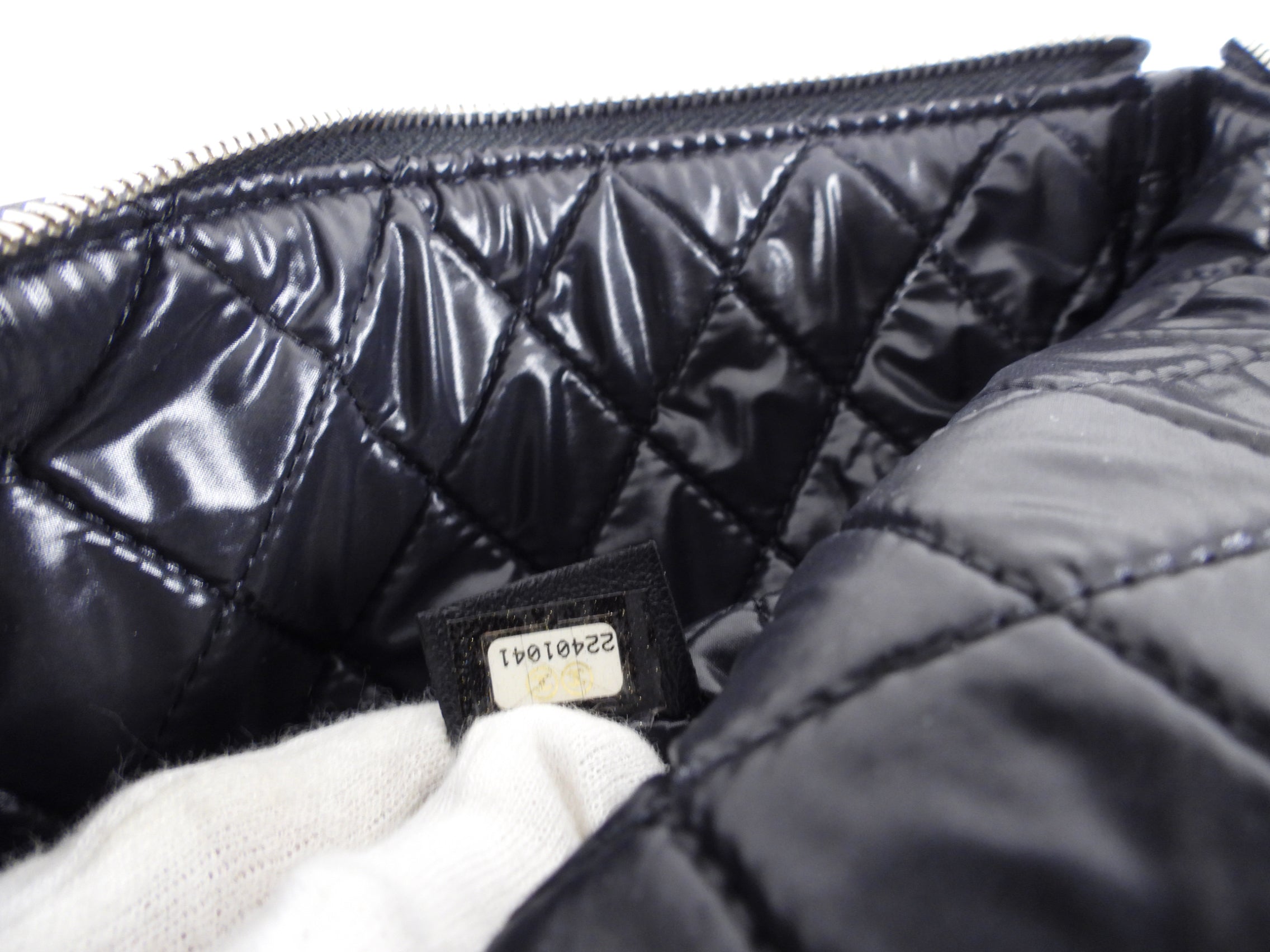 Chanel Black Quilted Lambskin Timeless Large O Case Pouch - Luxury Women's Handbag for Evening Parties & Special Occasions