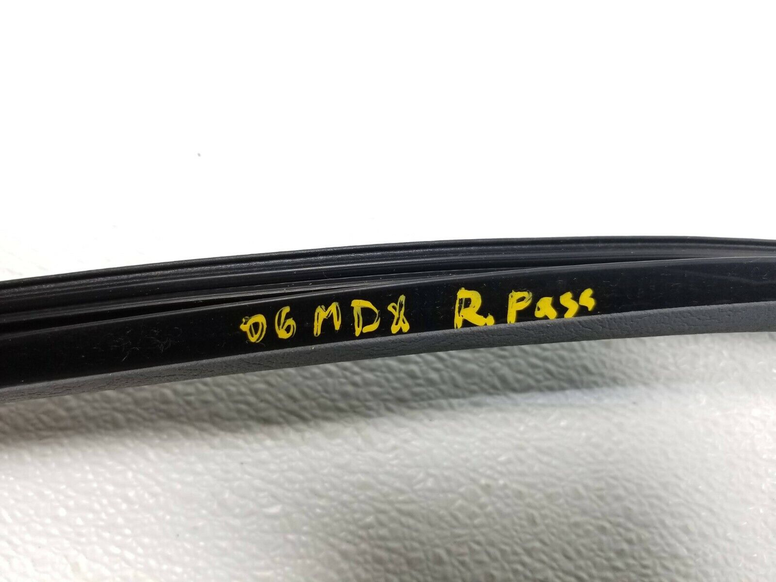 2003-2006 Acura MDX Rear Right Passenger Door Weatherstrip Seal OEM Replacement - Perfect for Door Leak Repair & Weather Protection