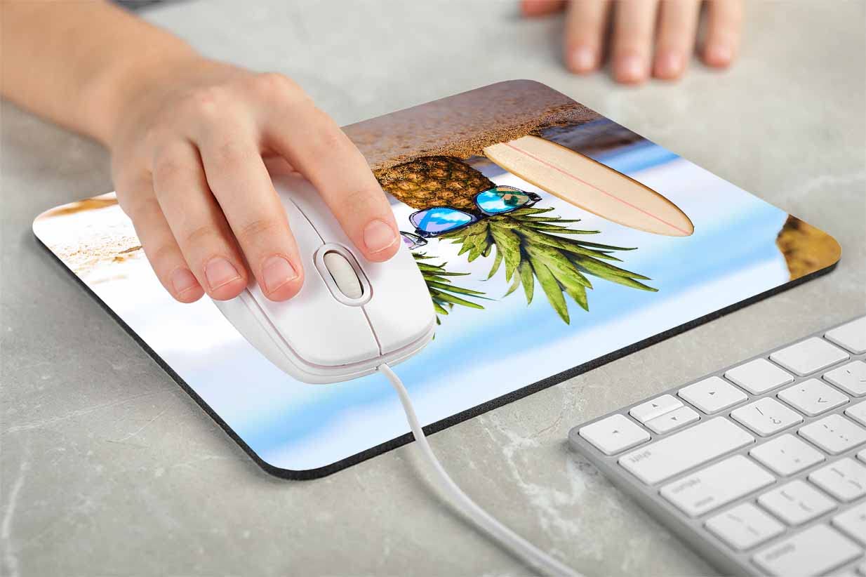 Non-Slip Rubber Base Mouse Pad with Yellow Pineapple & Glasses Design - 7.9