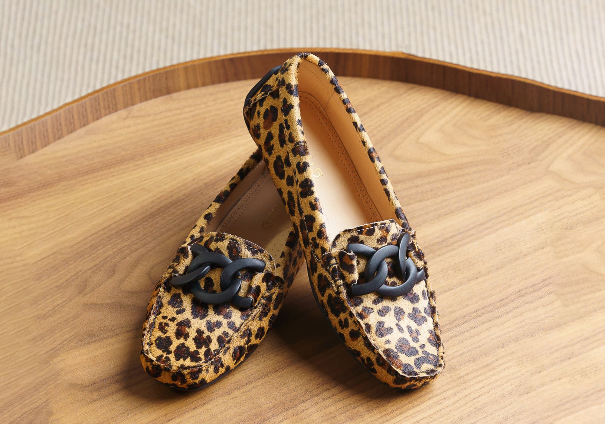 Savelli Emile Women's Comfortable Leather Loafers - Handmade in Brazil - Perfect for Work, Travel & Casual Wear