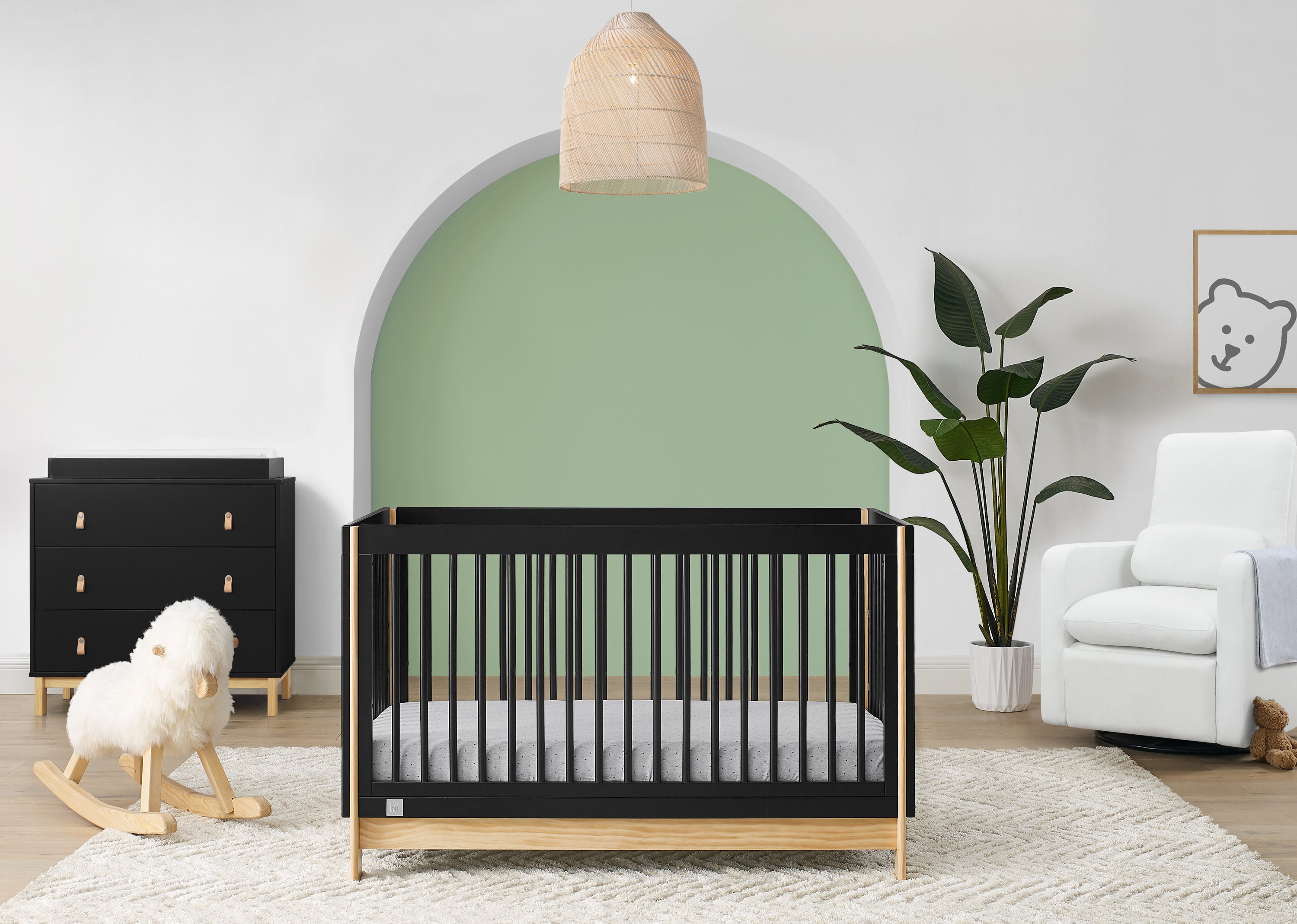 BabyGap Tate 4-in-1 Convertible Crib - Toddler Bed, Daybed & Full-Size Bed | Safe Nursery Furniture for Newborns & Growing Kids | Perfect for Baby Rooms & Daycare Centers