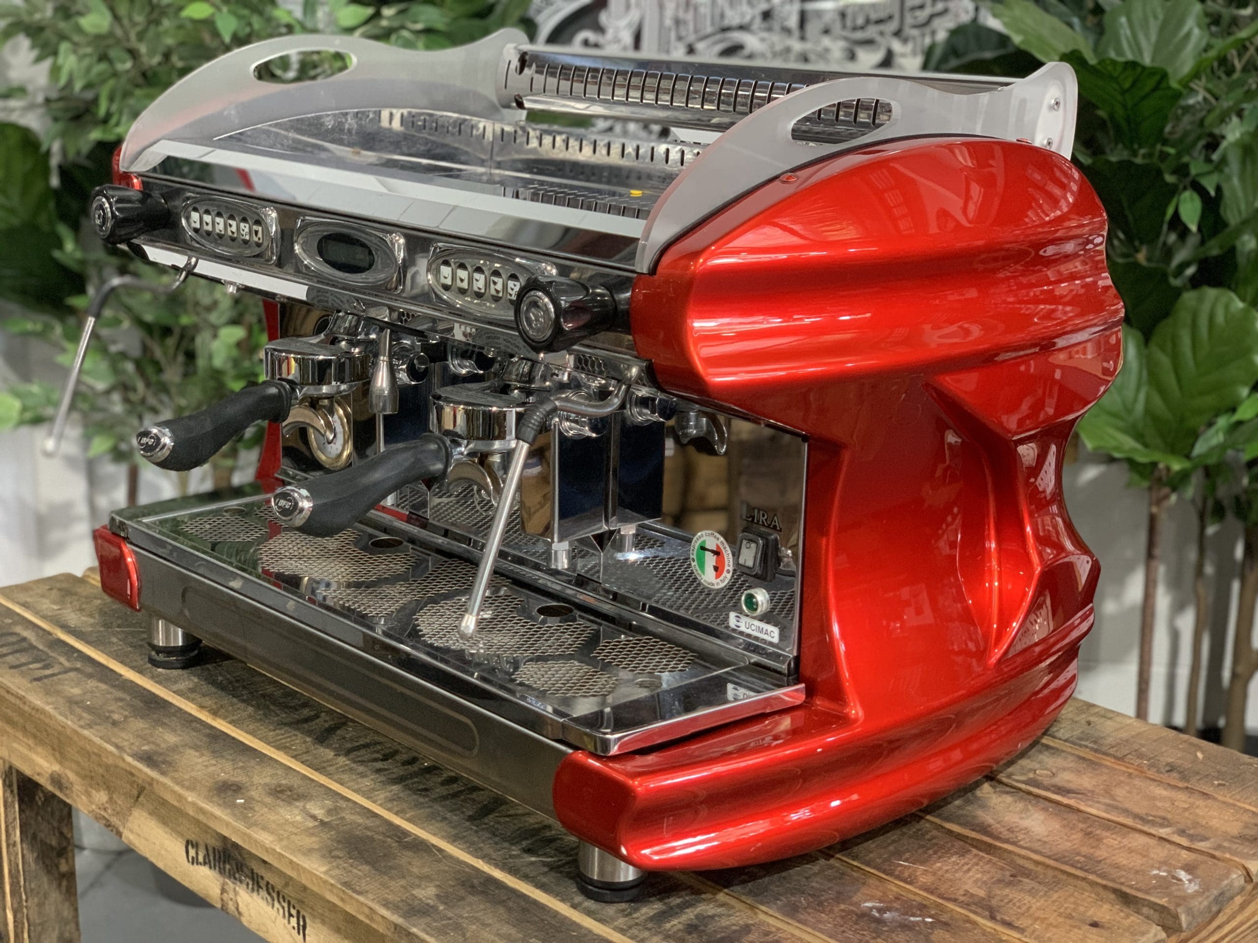 BFC Lira 2 Group Commercial Espresso Machine - Professional Red Coffee Maker for Cafes & Restaurants | Perfect for High-Volume Brewing & Latte Art