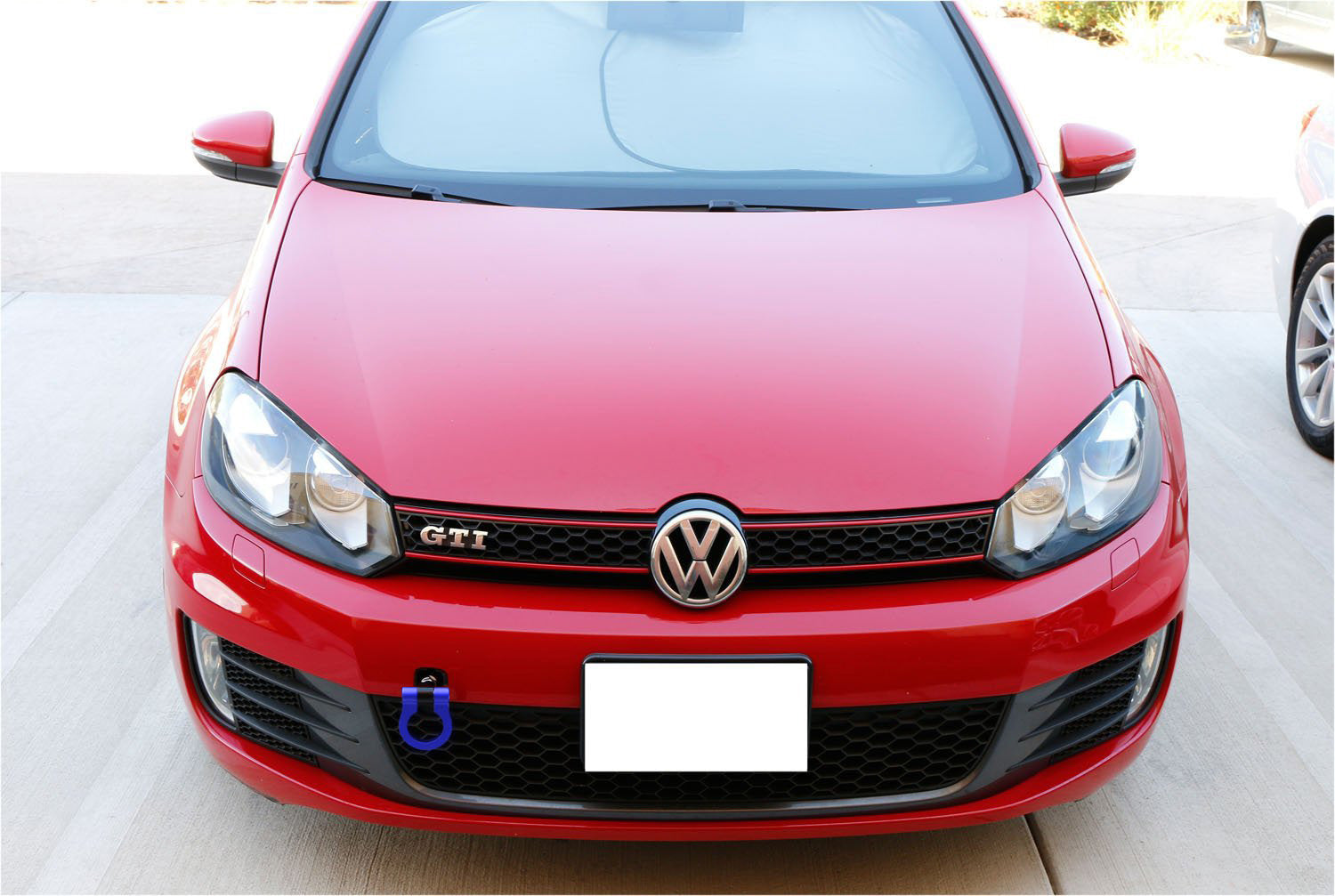 Blue Aluminum Tow Hook Ring for VW Golf GTI R32 Rabbit Jetta - Racing Style Accessory for Car Enthusiasts - Perfect for Track Days, Car Shows & Street Style Enhancement