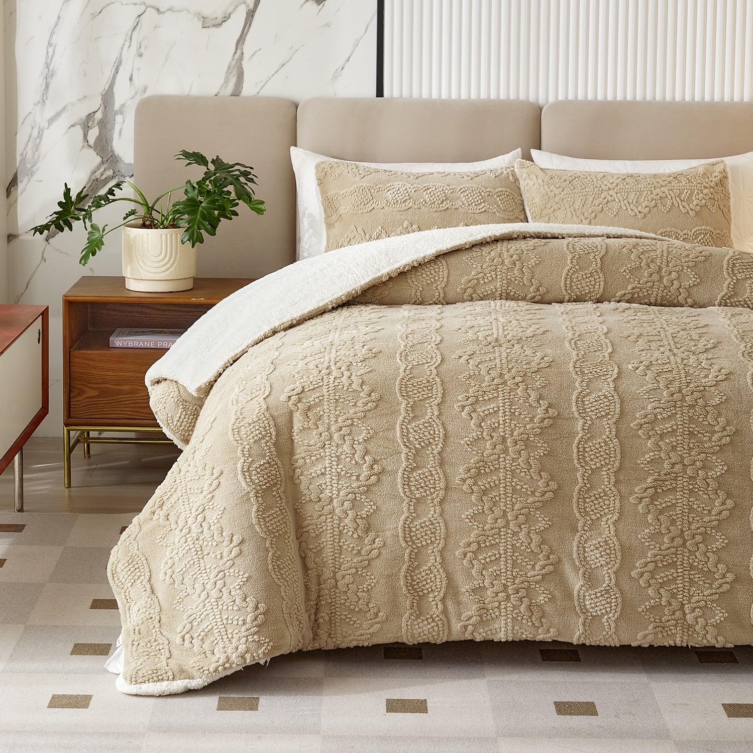 Luxury Flannel Fleece Sherpa Comforter Set - Twin Size Jacquard Boho Stripes Down Alternative Comforter in Khaki - Ultra Soft & Warm 3-Piece Bedding Set for Winter (1 Comforter + 2 Pillowcases) - Perfect for Cozy Nights, Guest Rooms & Cold Weather Comfort