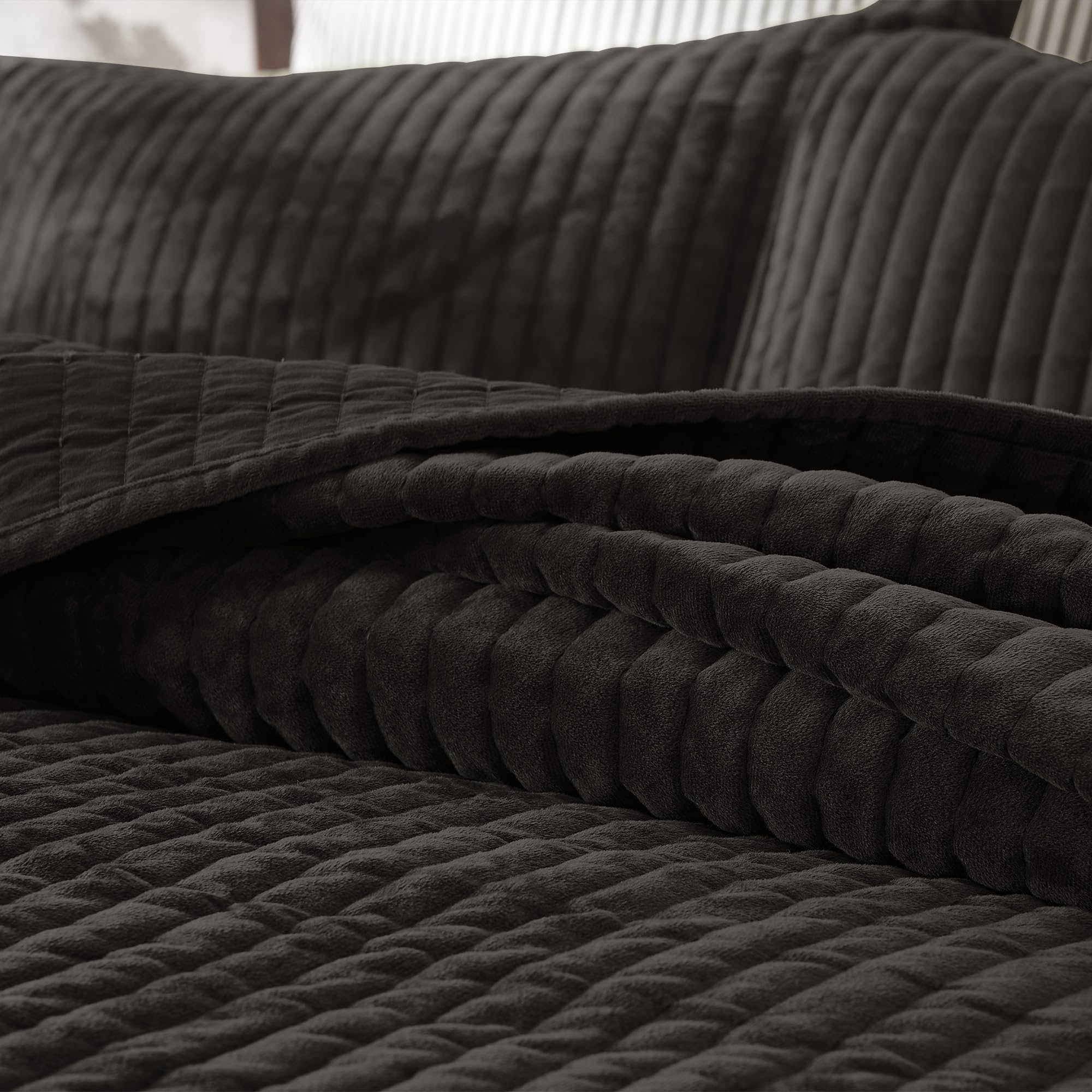 SHALALA Velvet Quilt King Size - Vertical Striped Bedding Set with Lightweight Velvet Comforter | Luxurious & Cozy Microfiber Bedspread Coverlet in Dark Brown | Perfect for Master Bedroom, Guest Room & Winter Warmth