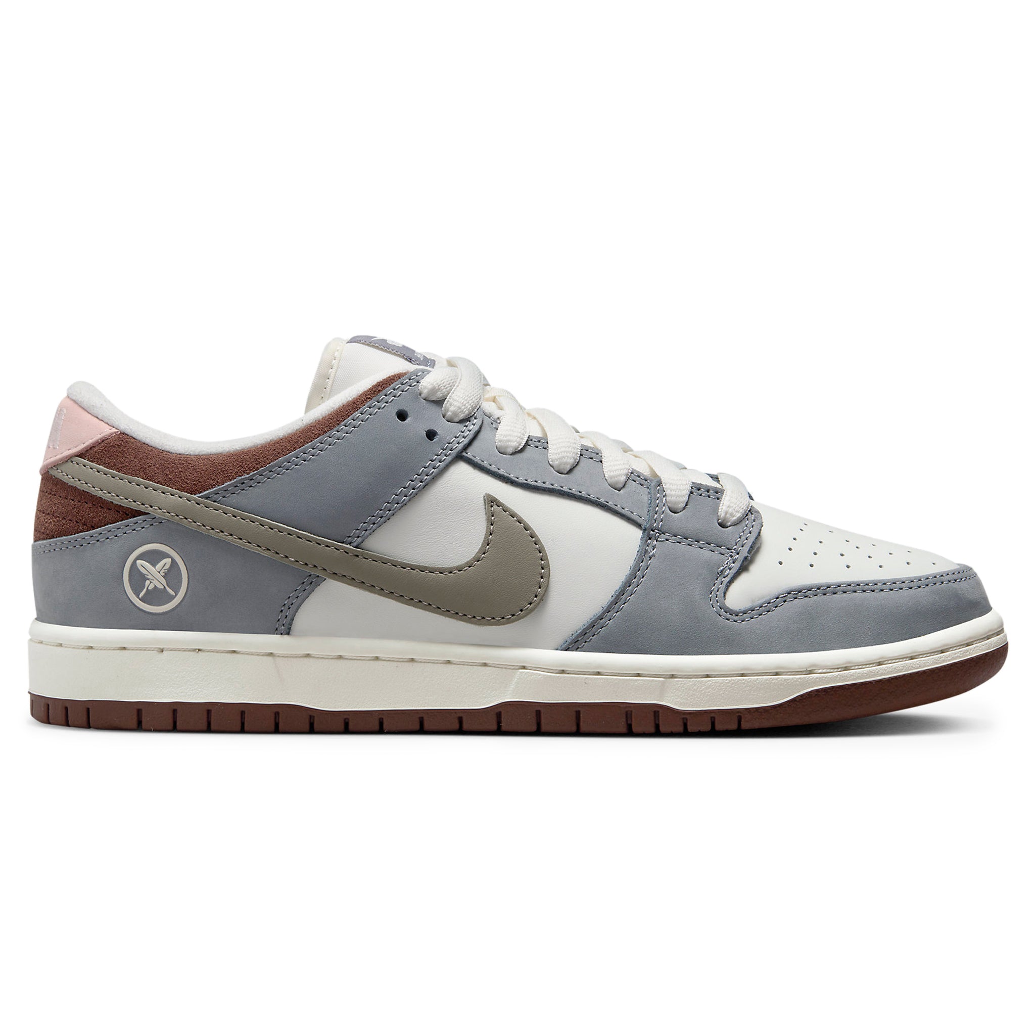 Yuto Horigome x Nike SB Dunk Low Skateboarding Shoes - Men's Pro Skate Sneakers for Street Style & Skateboarding Performance