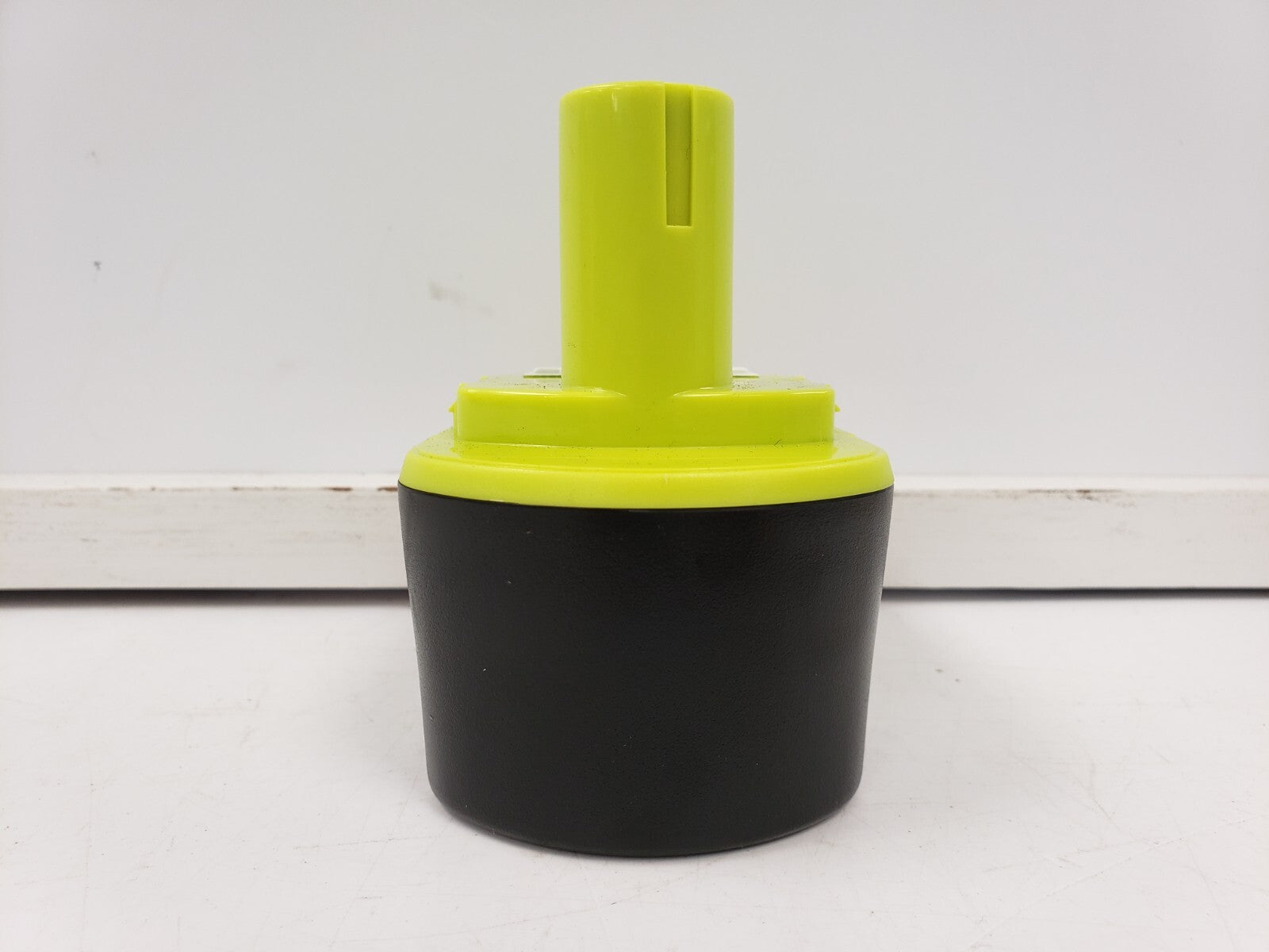 Power IT! 18V Rechargeable Lithium-Ion Battery for Cordless Tools - Compatible with Drills, Saws & Power Tools - Perfect for DIY Projects & Professional Use