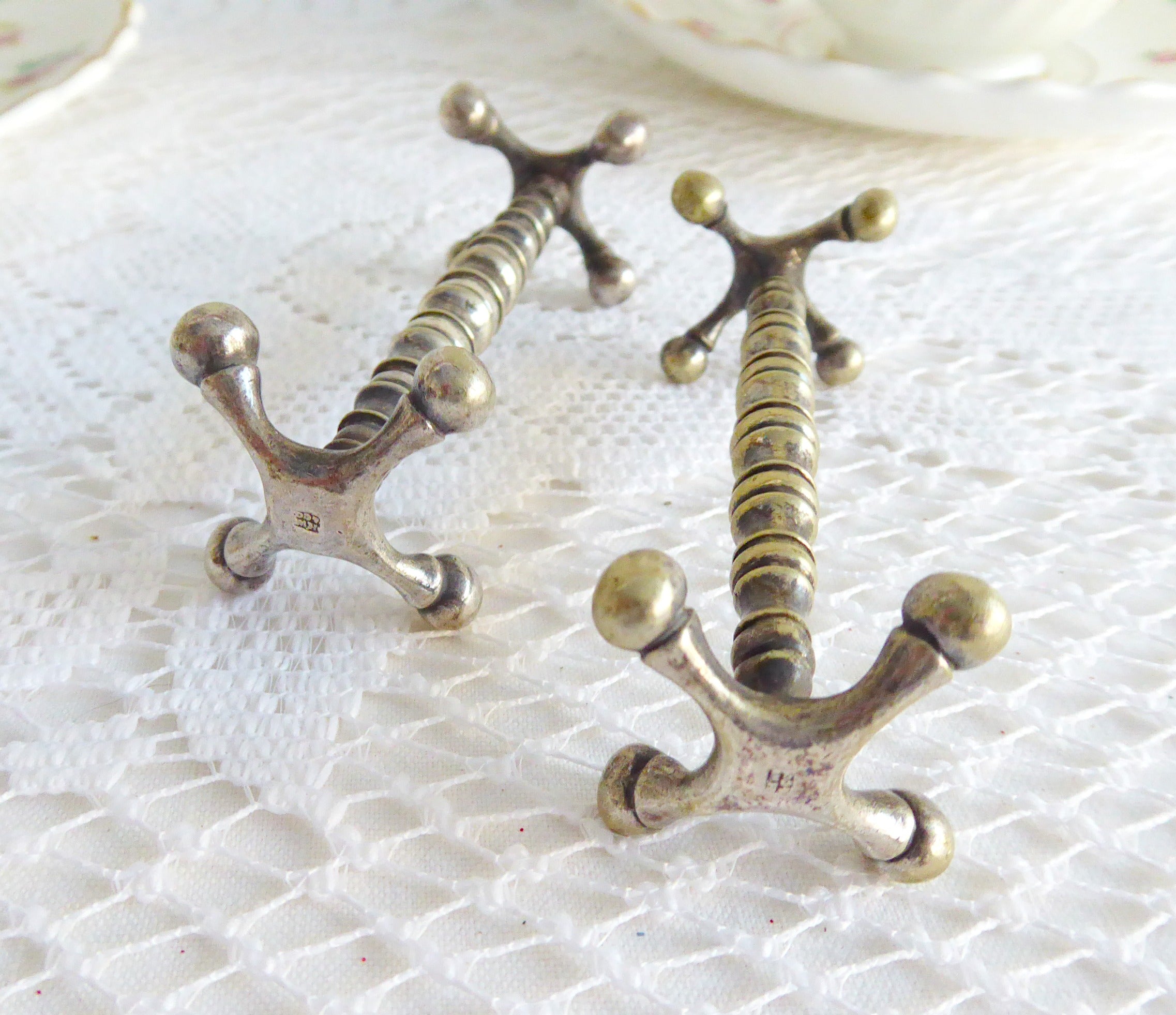 Antique English Edwardian Cutlery Rests - Pair of Turned Bar with Ball Ends (1890-1910) by Wilkinson | Perfect for Vintage Table Settings, Tea Parties & Collectors