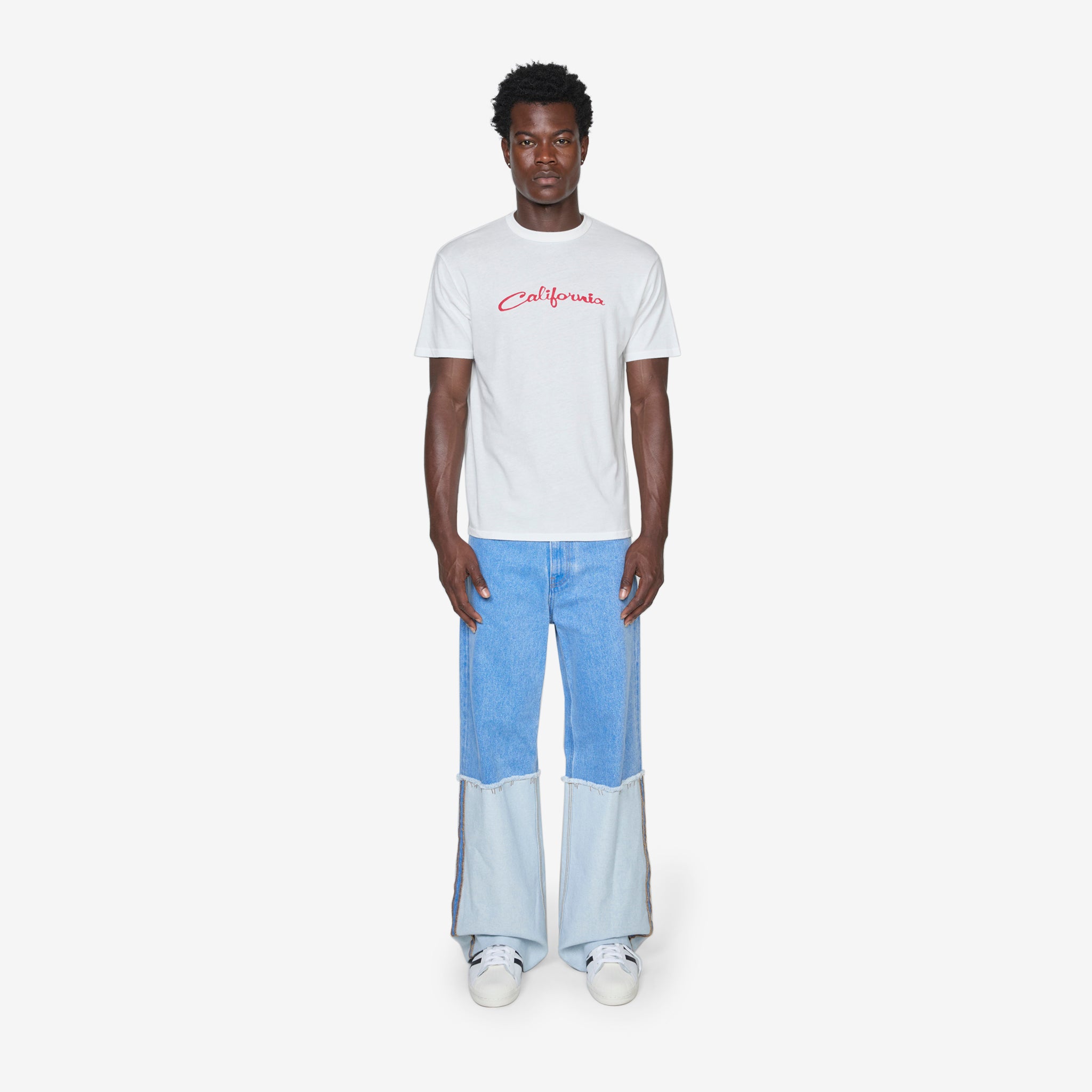 California Signature White T-Shirt - Soft Cotton Tee for Men & Women - Perfect for Casual Wear, Travel & Everyday Outfits
