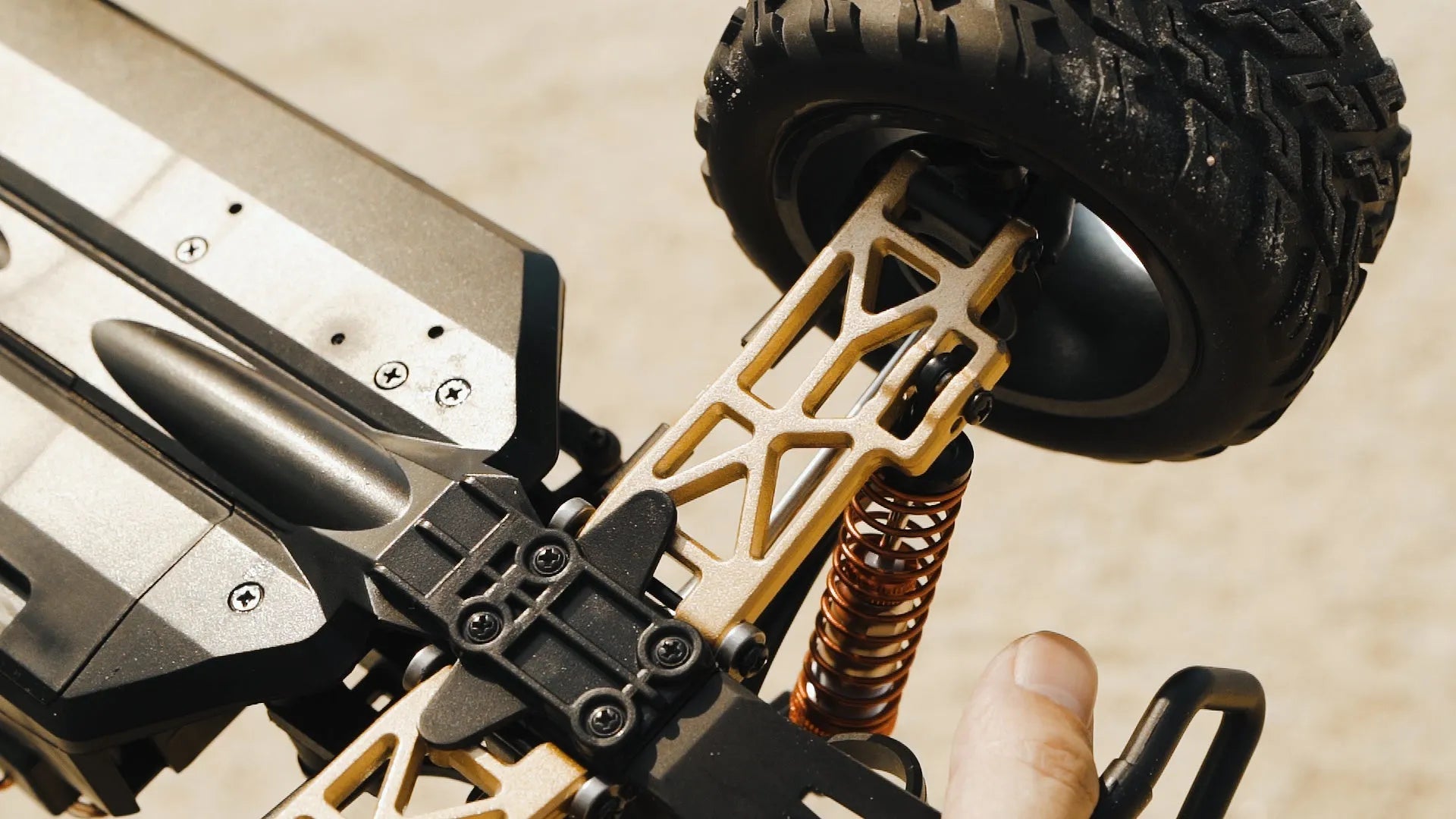 WLtoys 104009 1/12 Scale 2.4G 4WD Brushed RTR Racing Truck - 45km/h High Speed, Metal Chassis - Perfect for Off-Road Racing, Backyard Bashing & RC Hobby Enthusiasts