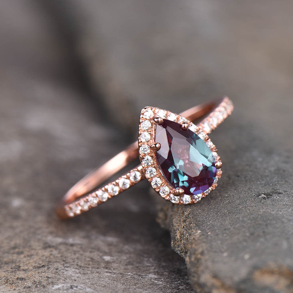 5x8mm Pear Shaped Alexandrite Halo Diamond Engagement Ring for Women - Perfect for Proposals, Anniversaries & Special Occasions