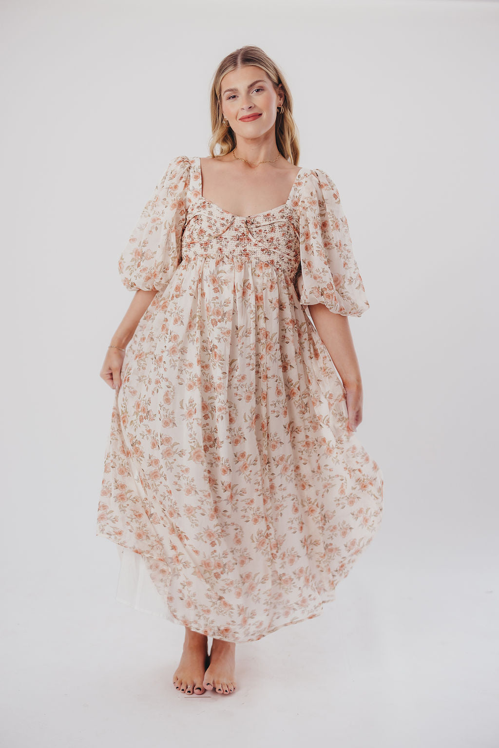 Harlow Maxi Dress in Ivory Floral - Bump Friendly Maternity Dress & Inclusive Sizing (S-3XL) | Perfect for Pregnancy, Beach Vacations & Summer Weddings