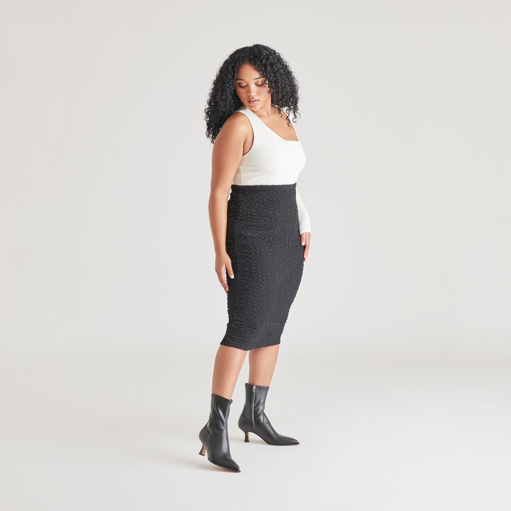 ARYA Wide Calf Boots for Women - Black Leather Ankle Boots for Comfort & Style | Perfect for Work, Casual Wear & Outdoor Activities