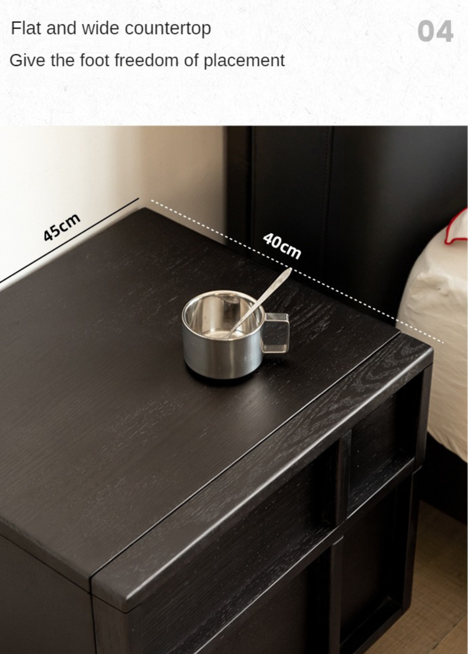 Modern Black Oak Solid Wood Nightstand with Storage - Stylish Bedside Table for Bedroom, Living Room, or Office