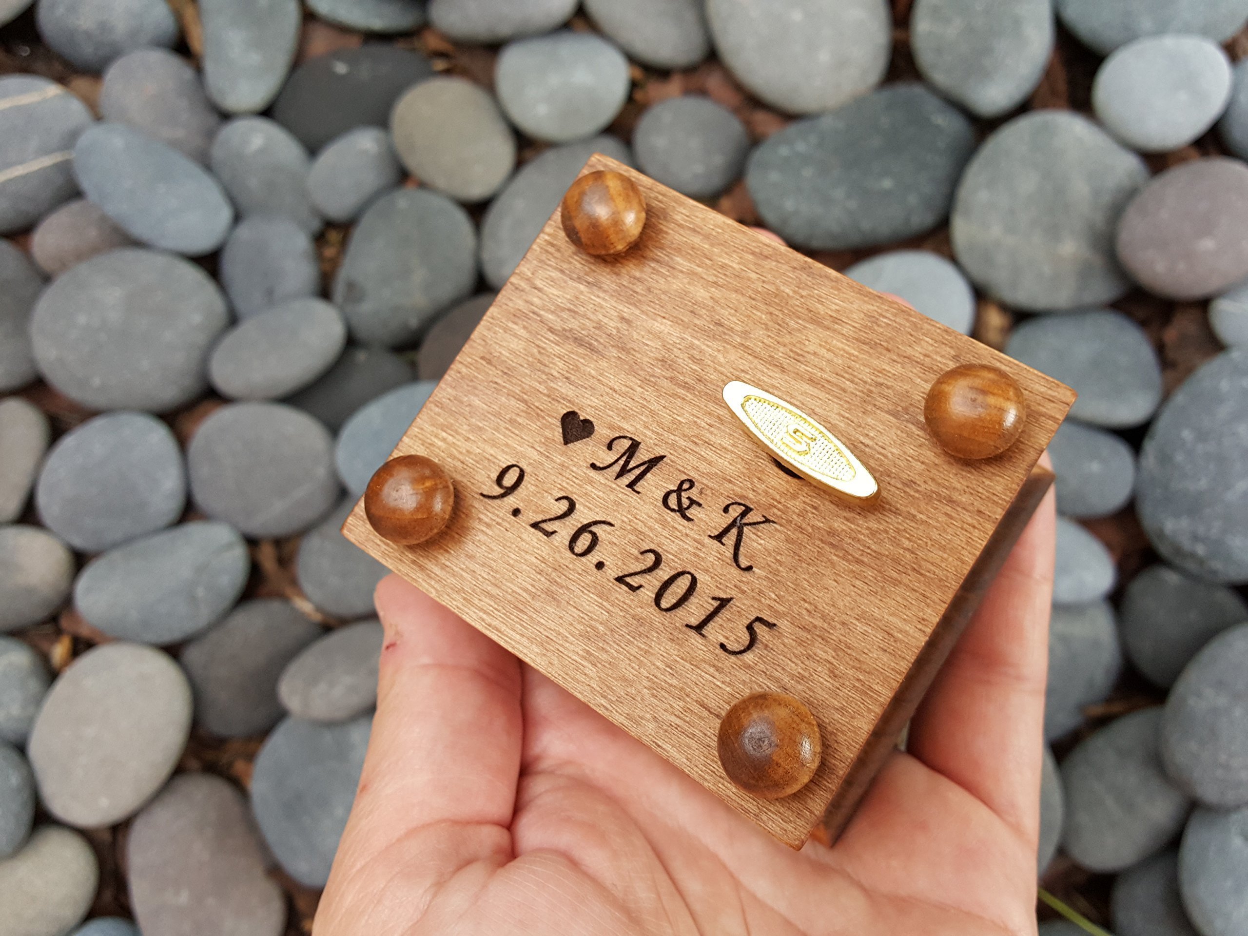 Custom Handmade Music Box - Personalized Gift for Mom, Mother of the Groom & Wedding Favors | SimplyCoolGifts | Perfect for Birthdays, Anniversaries & Special Occasions