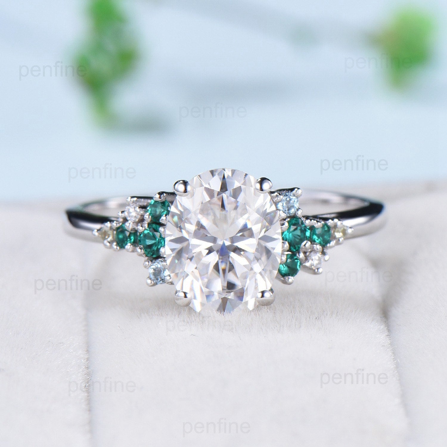 2 Carat Oval Moissanite Engagement Ring - Vintage Unique Snowdrift Emerald Wedding Ring for Women - Multi Stone Topaz Peridot Anniversary Ring - Perfect for Proposals, Weddings & Special Occasions