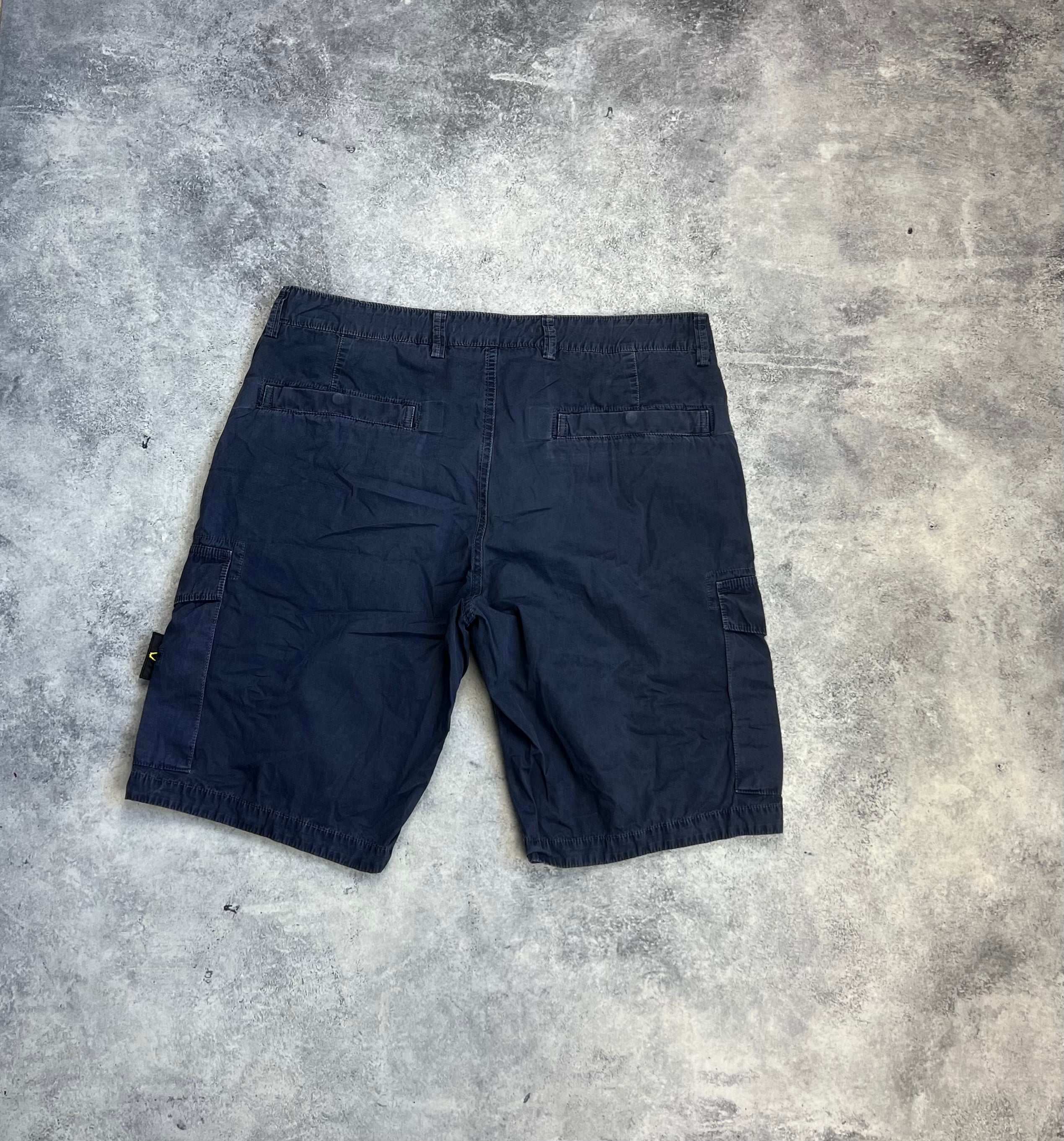 Stone Island 2017 Navy Blue Cargo Shorts for Men - Durable Military Style Casual Shorts for Outdoor, Hiking & Summer Wear