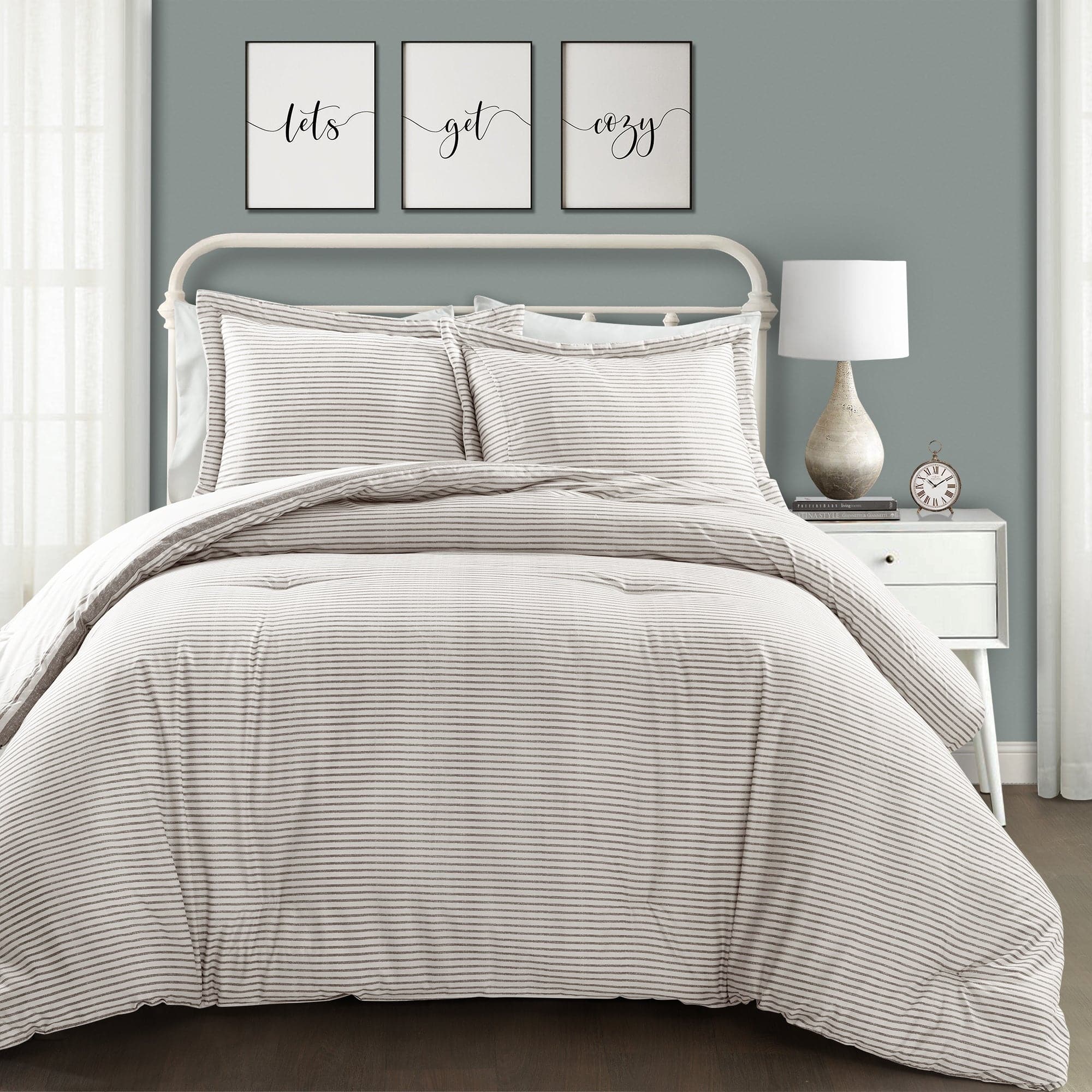Farmhouse Stripe Reversible Comforter Set - Queen Size, Soft Breathable Cotton Bedding - Perfect for Cozy Bedroom Decor & Guest Room Styling