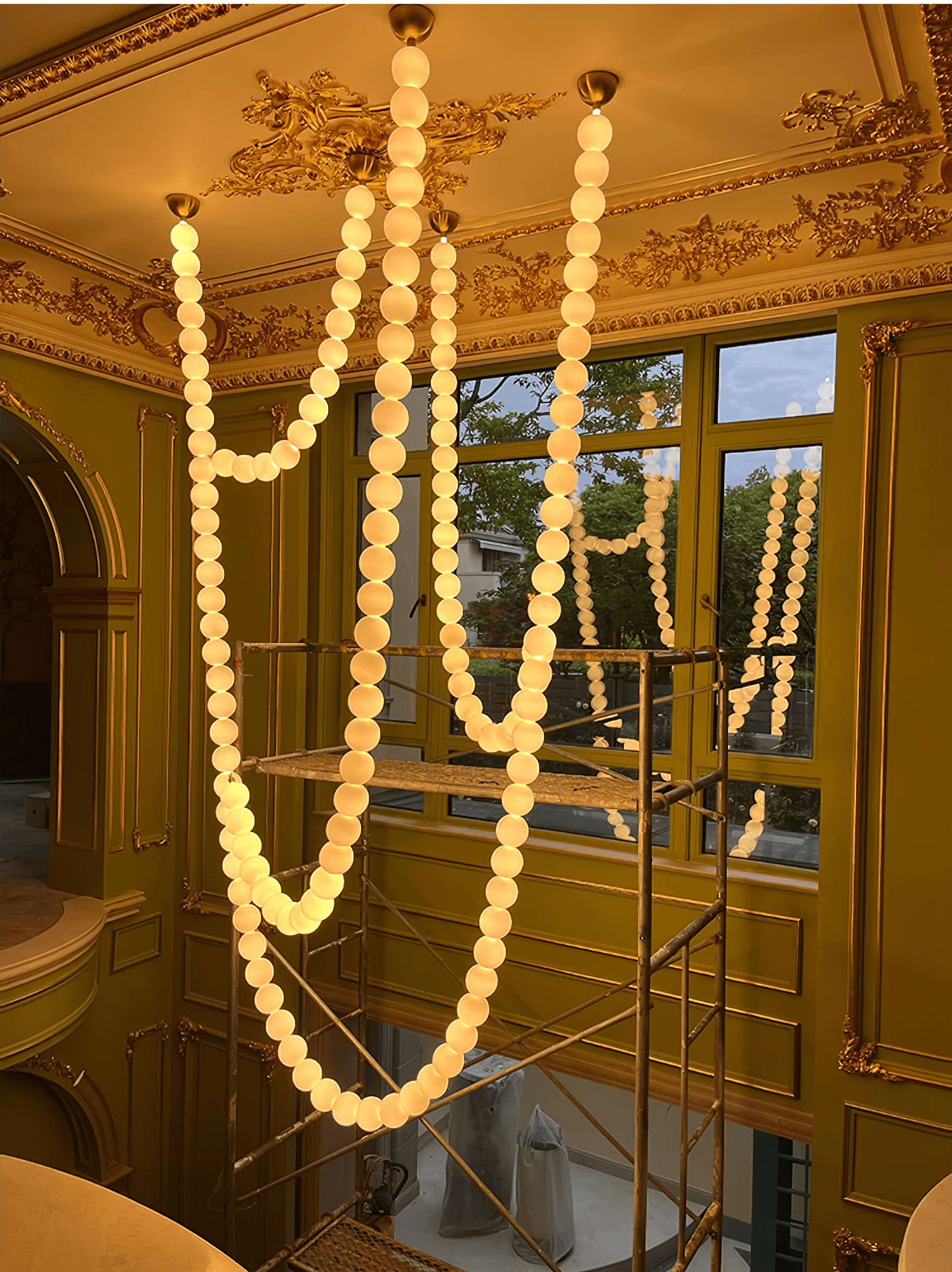 Elegant Halti Acrylic Chandelier Necklace - Fashion Statement Jewelry for Women, Perfect for Parties, Weddings & Evening Events