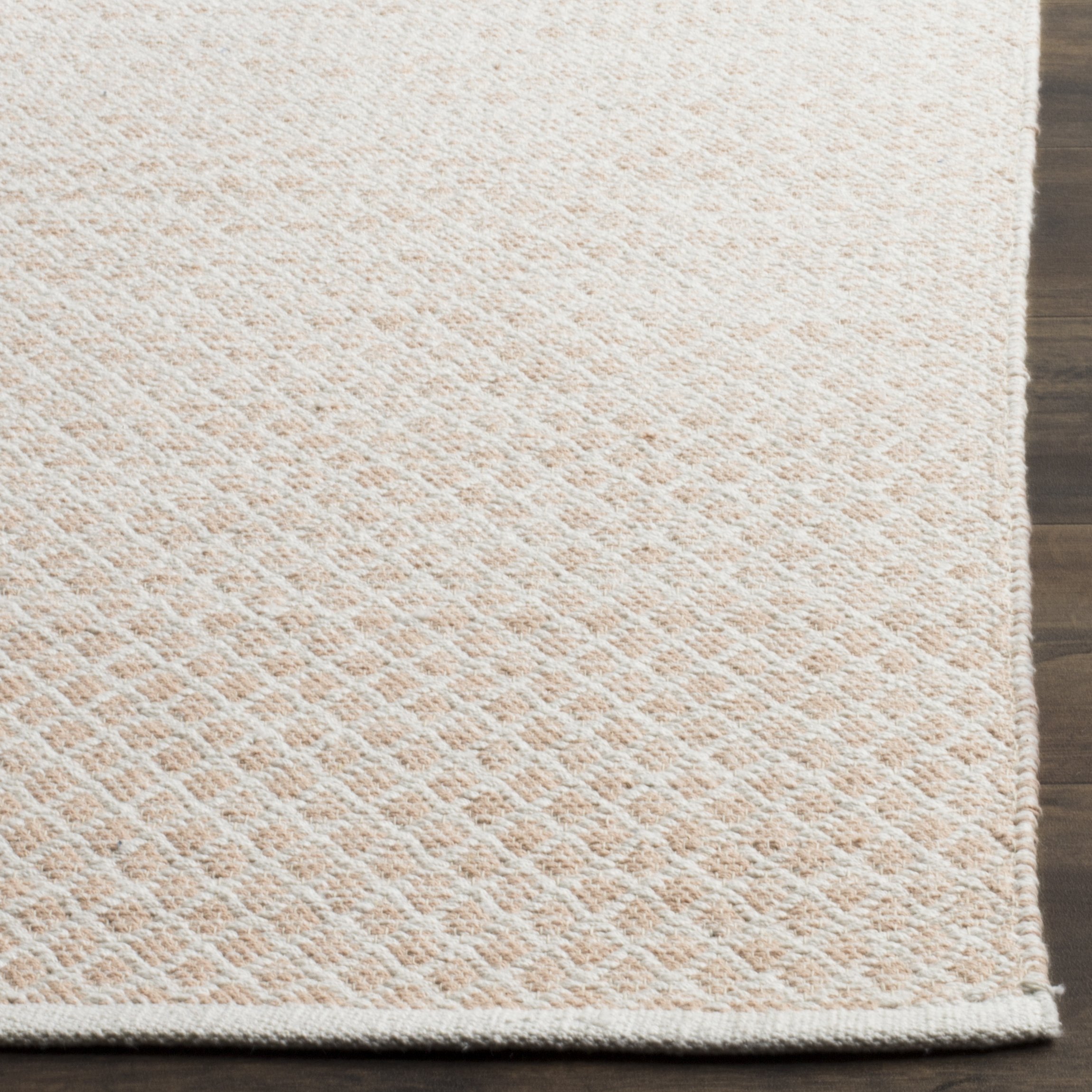 SAFAVIEH Montauk Collection 8' Round Beige/Ivory MTK601R Handmade Cotton Area Rug for Entryway, Foyer, Living Room, Bedroom & Kitchen - Soft & Durable Home Decor