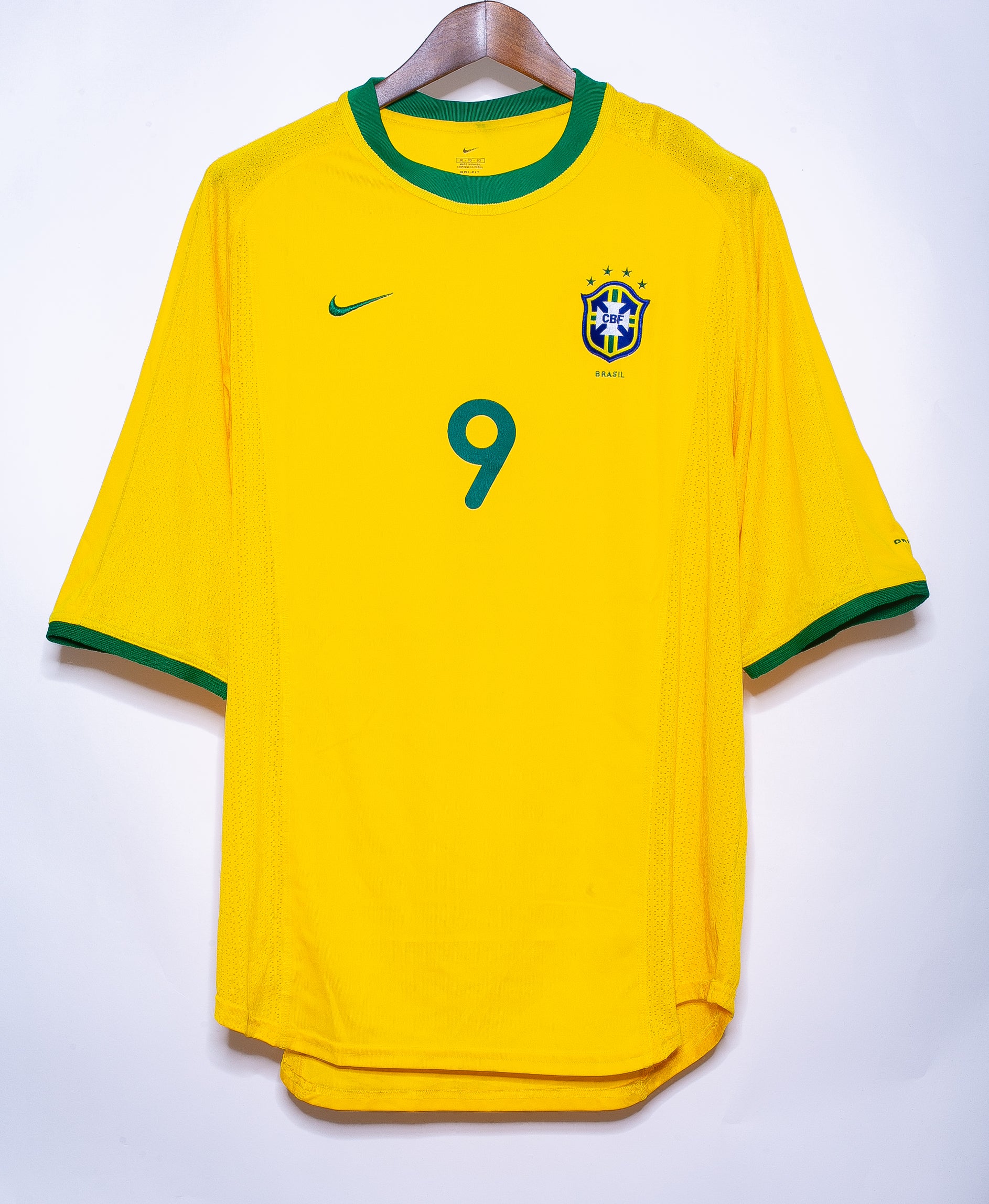 2000 Brazil Home #9 Ronaldo Soccer Jersey (XL) - Authentic Football Shirt for Fans, Collectors & Match Days
