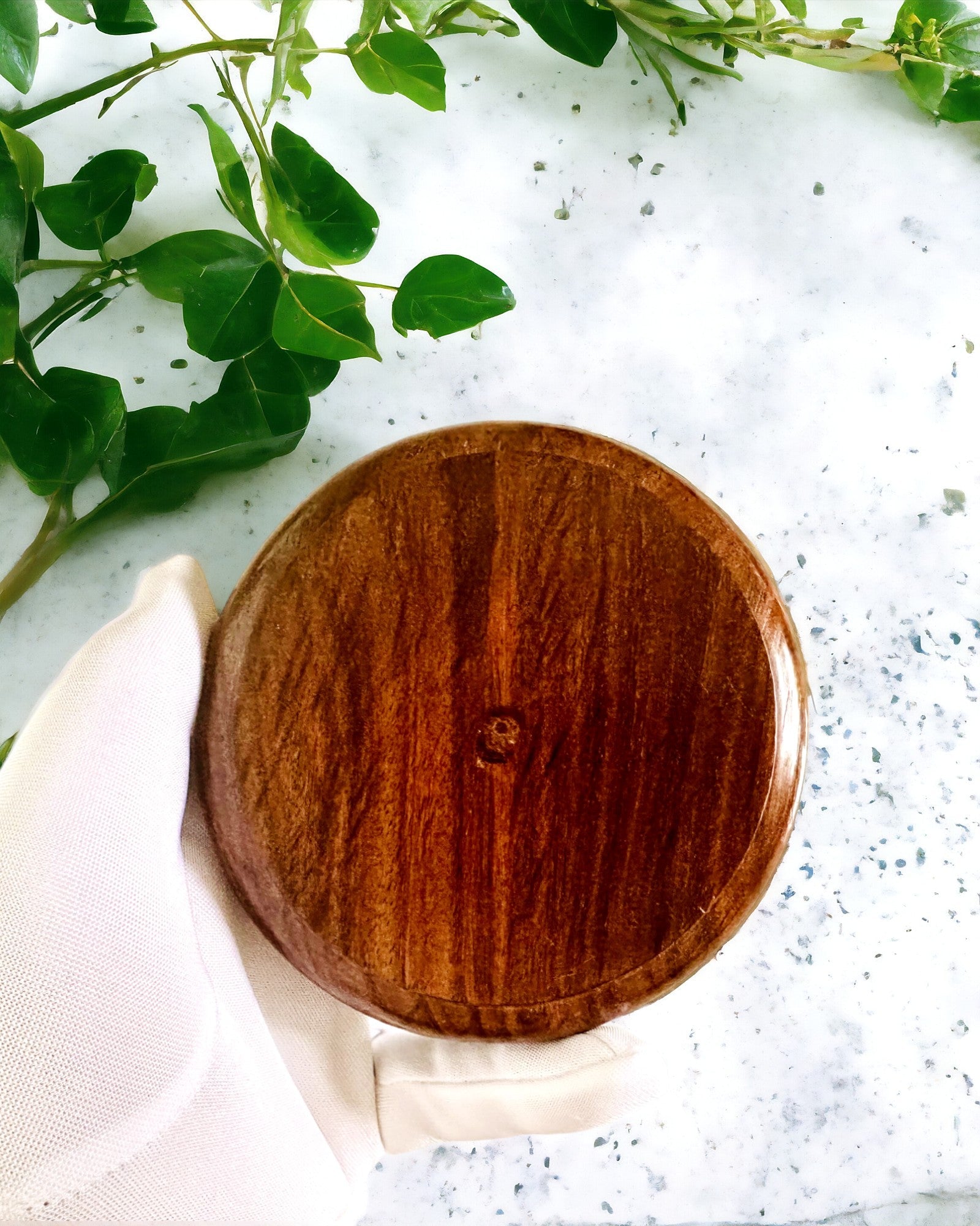 Handcrafted Wooden Sailing Compass with Custom Engraving - Premium Nautical Decor for Home, Office & Boat - Perfect Gift for Sailors & Travel Enthusiasts