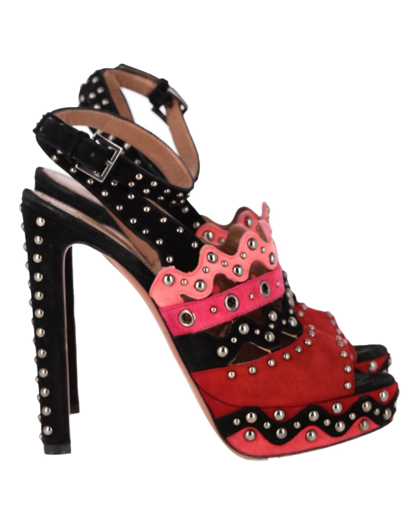 Trendy Alaa Platform Sandals with Studs - Women's Fashion Shoes for Summer Outfits & Beach Vacations