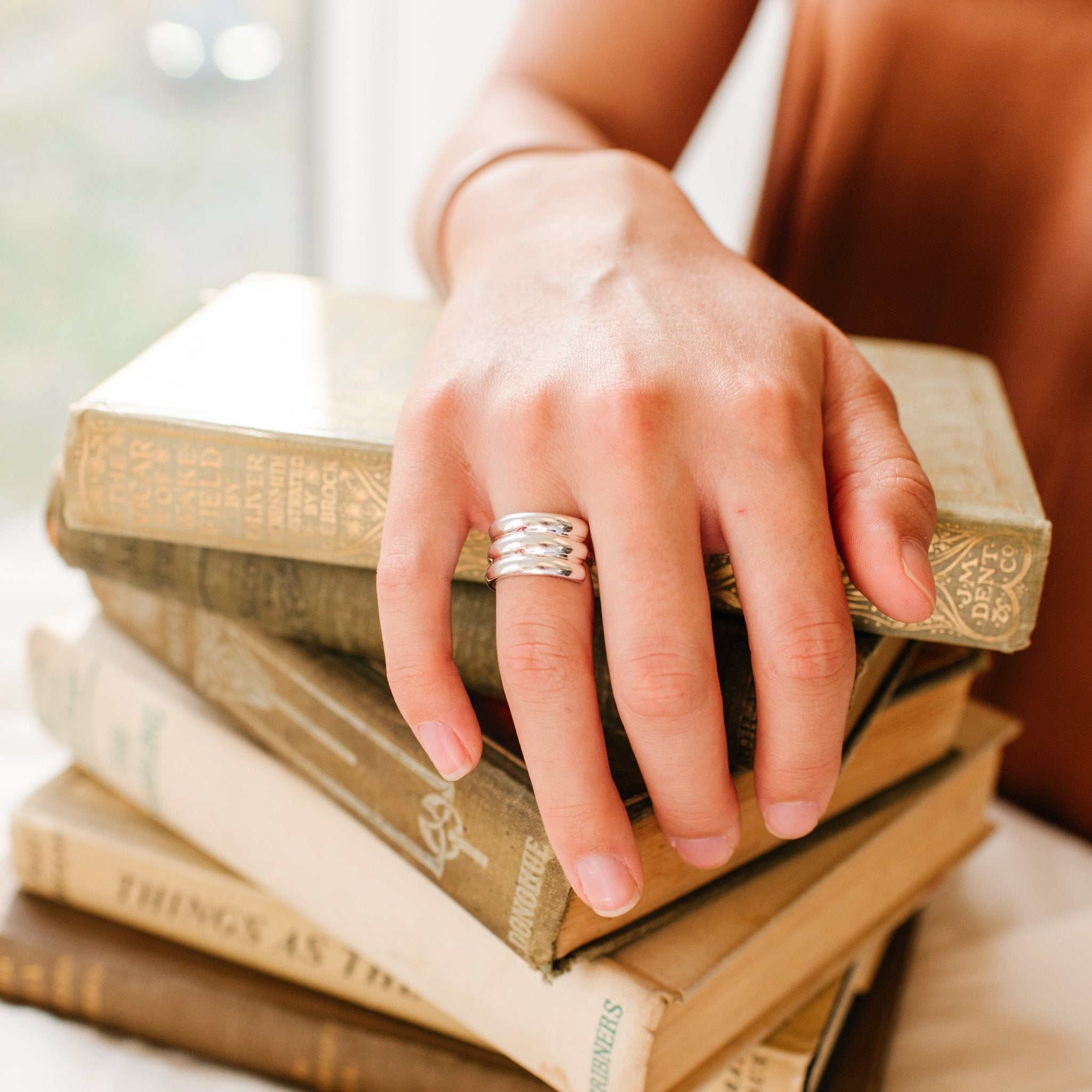 Fearless Arc Band Silver Ring - Elegant Stackable Jewelry for Women, Perfect for Everyday Wear, Gifts & Special Occasions