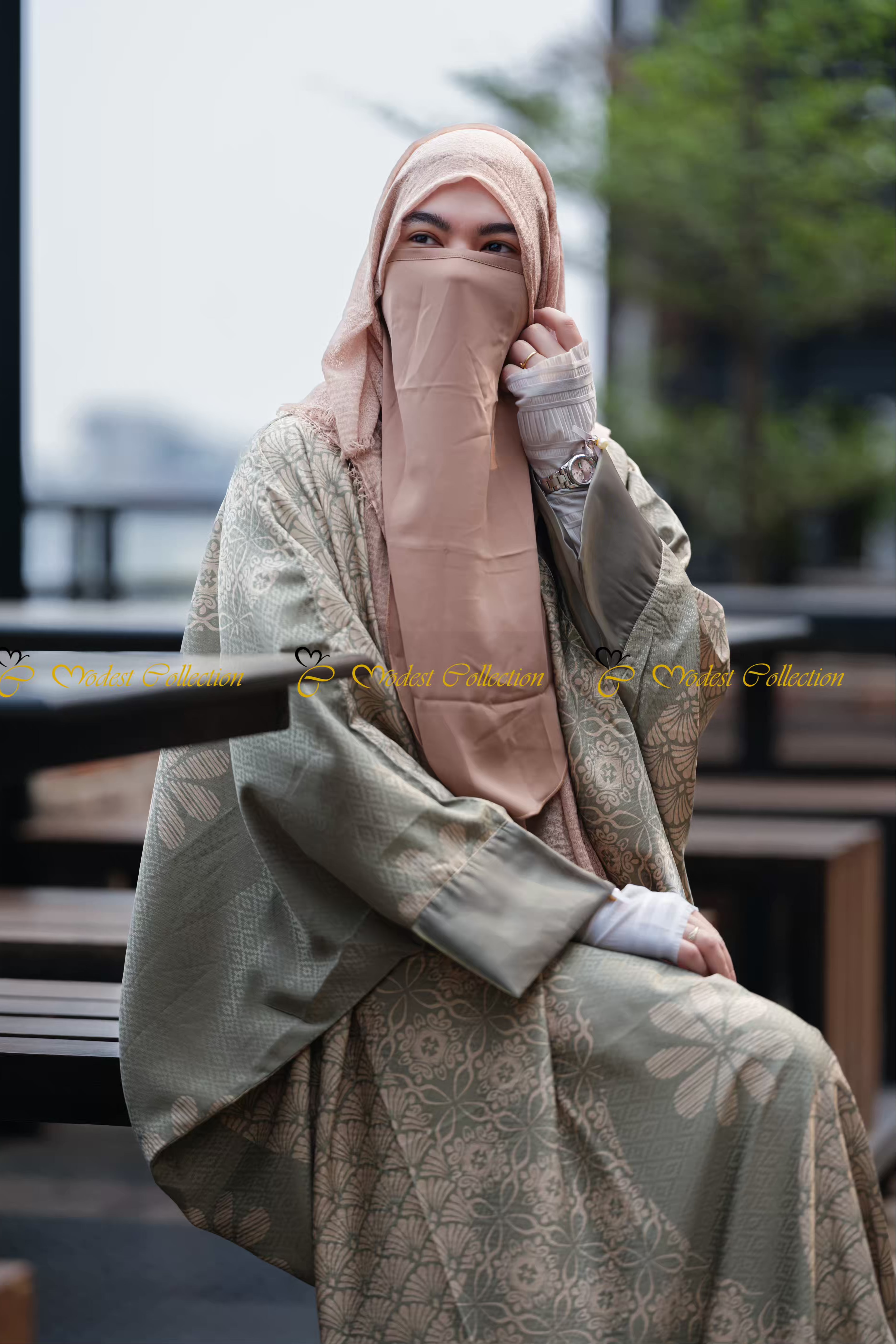 Elegant Onaiza Kaftan in Jade Green - Loose Flowy Maxi Dress for Women - Perfect for Beach Vacations, Resort Wear & Summer Evenings