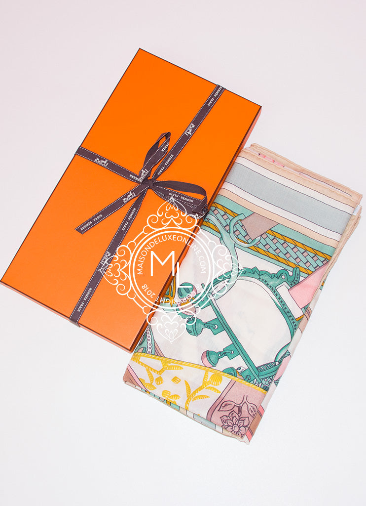 Hermes Duo d'Etriers Cashmere Shawl Scarf 140 GM - Soft White & Rose Pink Luxury Wrap for Women, Perfect for Gifts, Parties & Winter Fashion