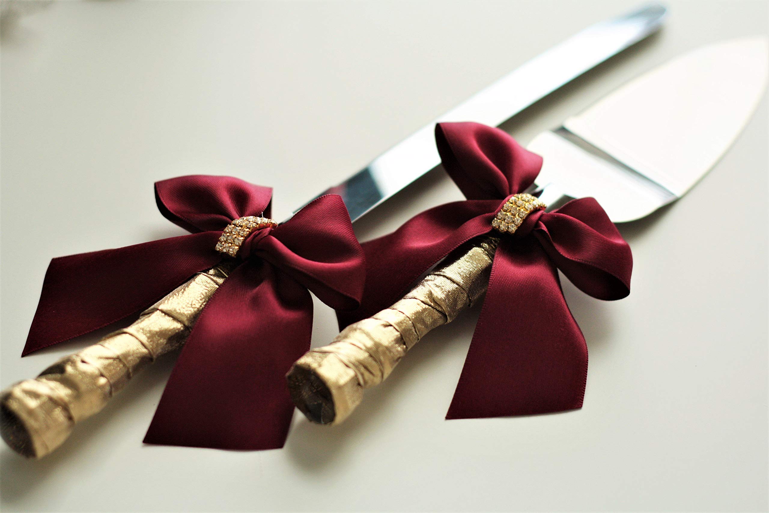 Elegant Cake Serving Set - Stainless Steel Wedding Cake Knife and Server Set for Bridal Showers, Anniversaries & Special Occasions