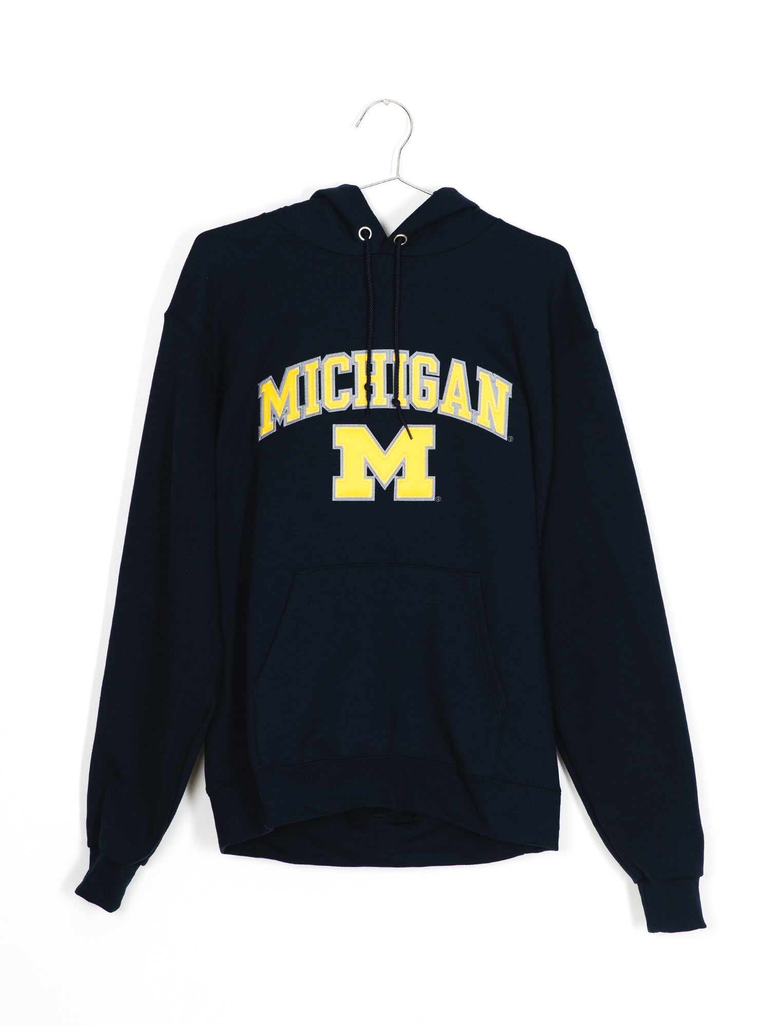 Champion Eco Powerblend Michigan University Hoodie - Men's & Women's Pullover Sweatshirt | Soft & Comfortable Fleece Lining | Perfect for College, Casual Wear & Outdoor Activities