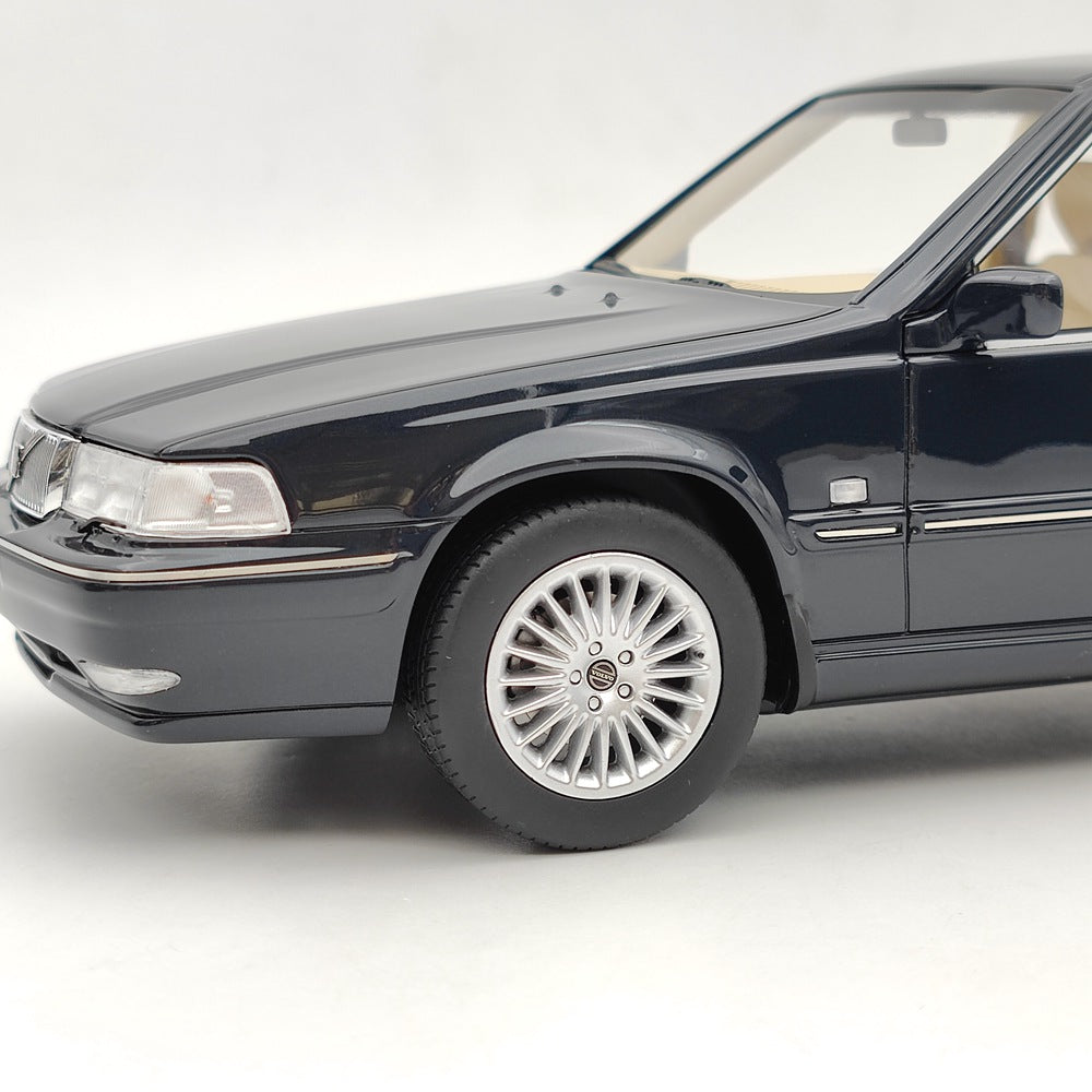 1/18 Scale Volvo S90 Royal Level 3 1998 Blue Resin Model Car - DNA Collectibles DNA000088 - Perfect for Car Enthusiasts, Display Collections & Gift Giving