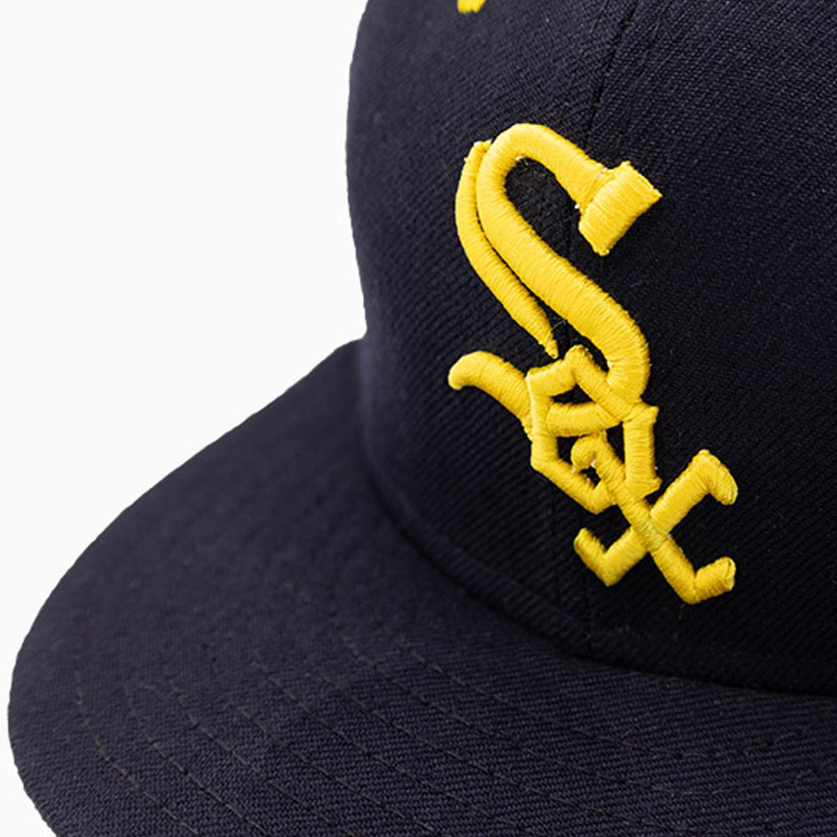 Chicago White Sox MLB 59FIFTY Fitted Baseball Cap - Official New Era Snapback Hat for Men & Women - Perfect for Games, Sports & Streetwear Fashion