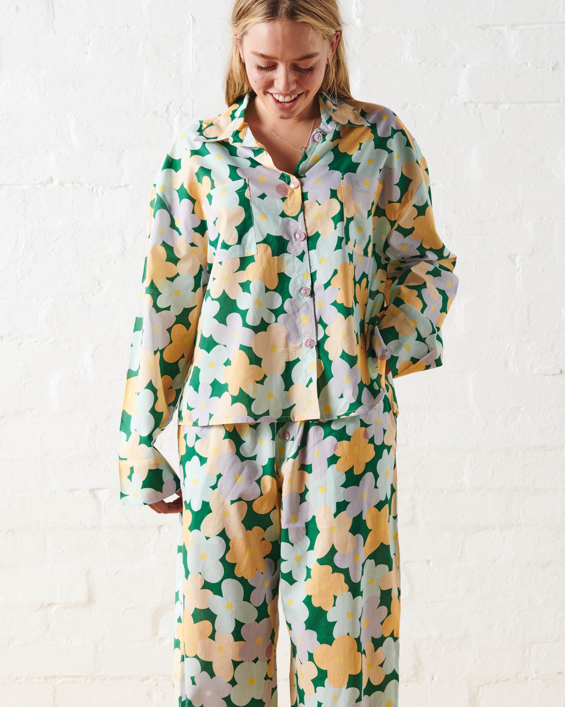 Organic Cotton Long Sleeve Pajama Set for Teens - Bush Daisy Print Sleepwear, Comfy Loungewear for Girls, Cozy Nightwear for Sleepovers & Relaxing at Home