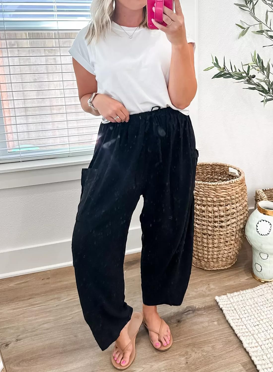 Women's Short Sleeve Crop Tops - Round Neck Casual T-Shirt Tee for Summer, Workout, and Streetwear Fashion