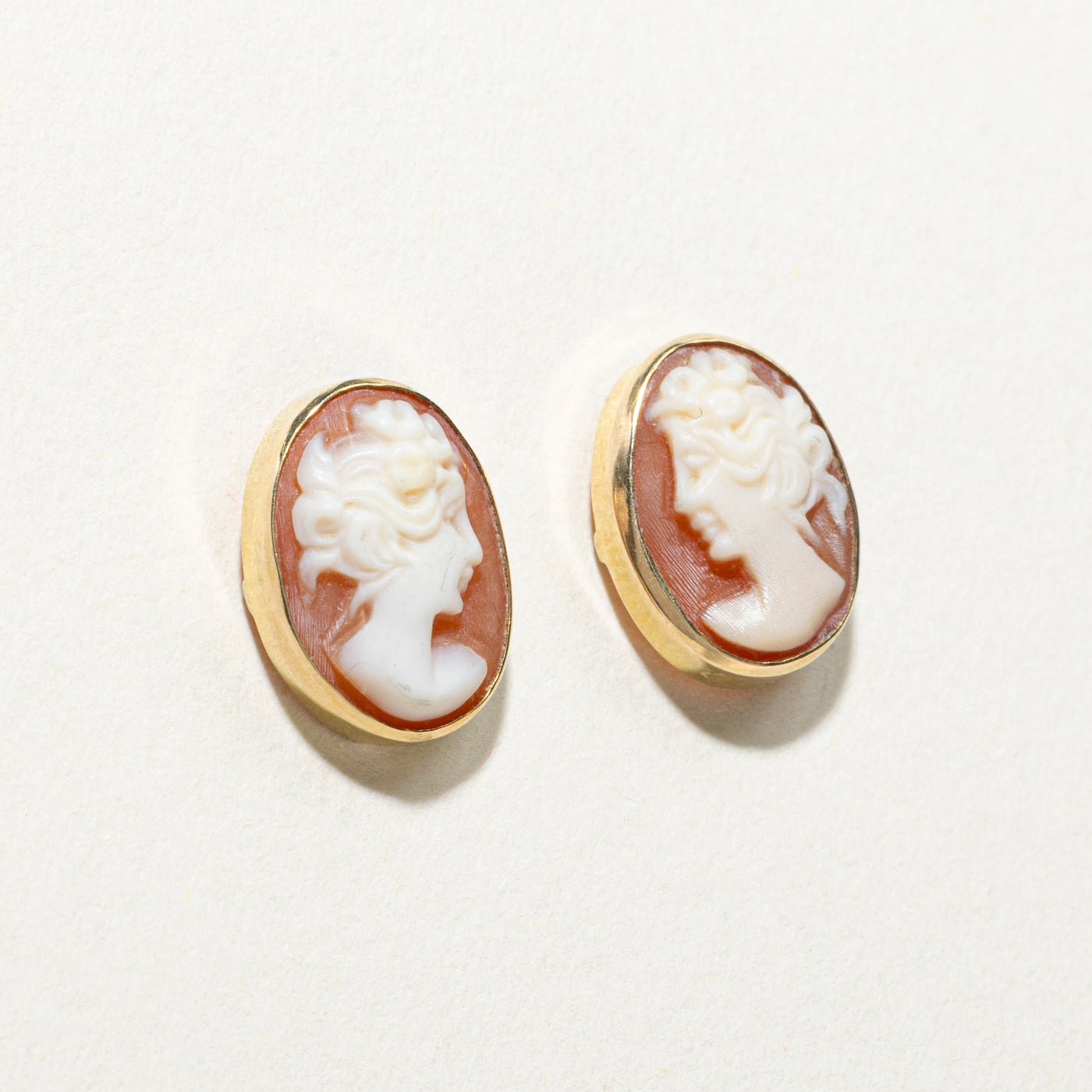 4.00ctw Cameo Shell Stud Earrings for Women – Vintage Inspired Elegant Jewelry Gift for Bridal, Party & Special Occasions