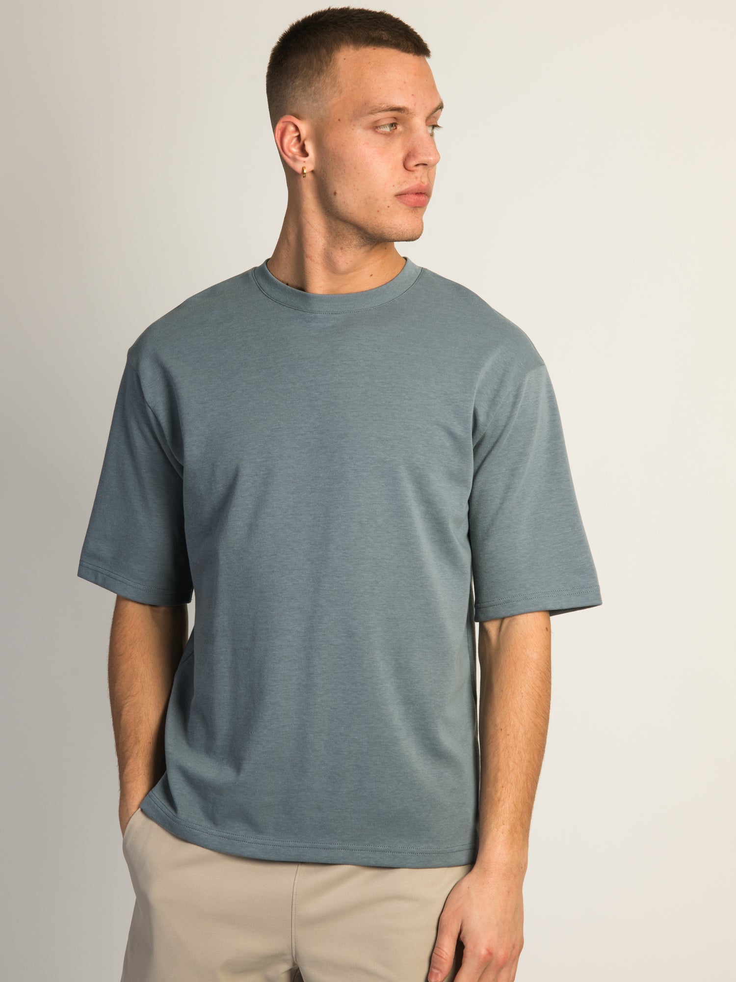 BOXY FIT T-Shirt for Women - Soft Cotton Relaxed Fit Tee - Steel Grey - Casual Everyday Wear & Layering