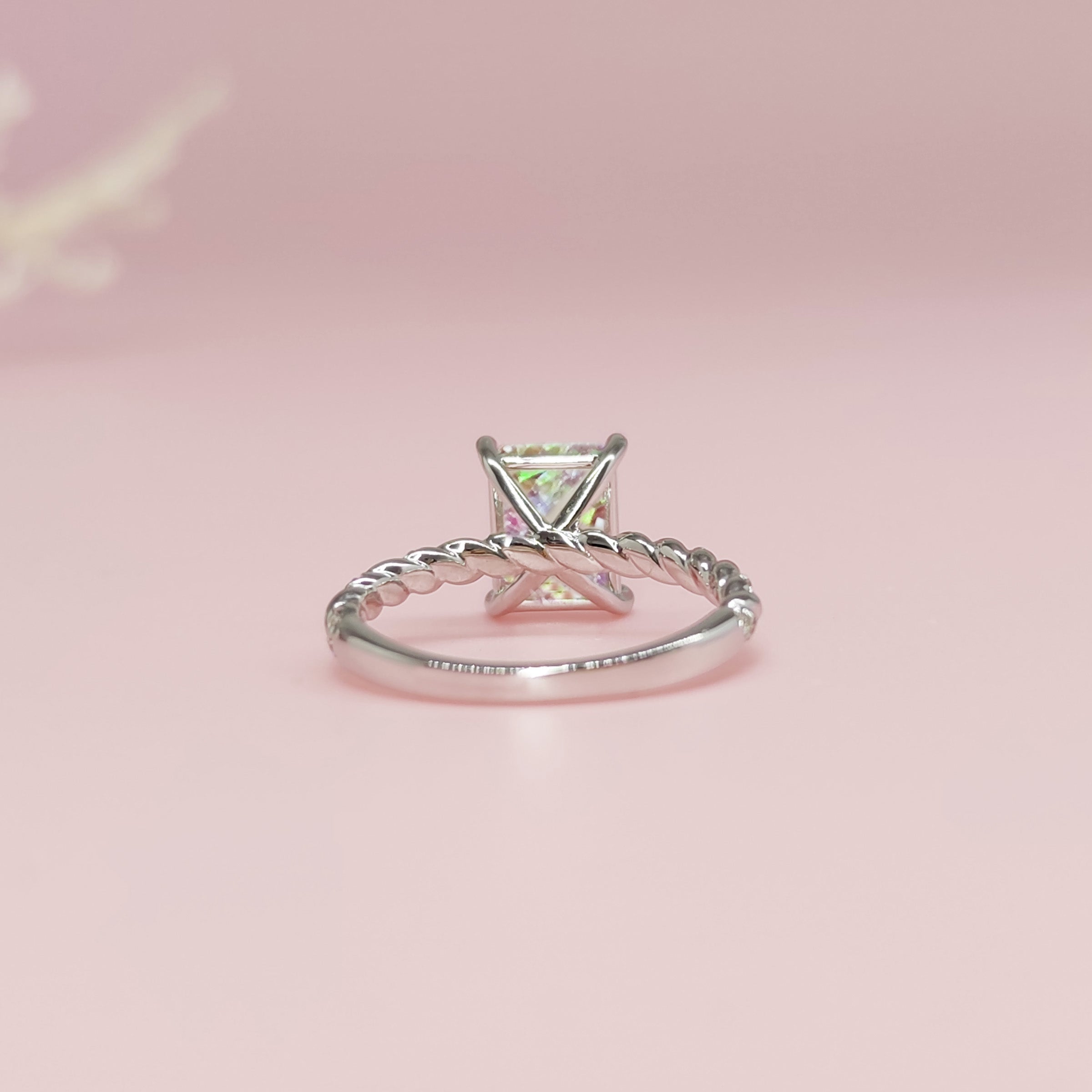 Twisted Elegance Band: Ashes Rectangular Twist Solid Gold Ring for Women | 14K/18K Yellow/White/Rose Gold Wedding, Anniversary & Everyday Jewelry Gift