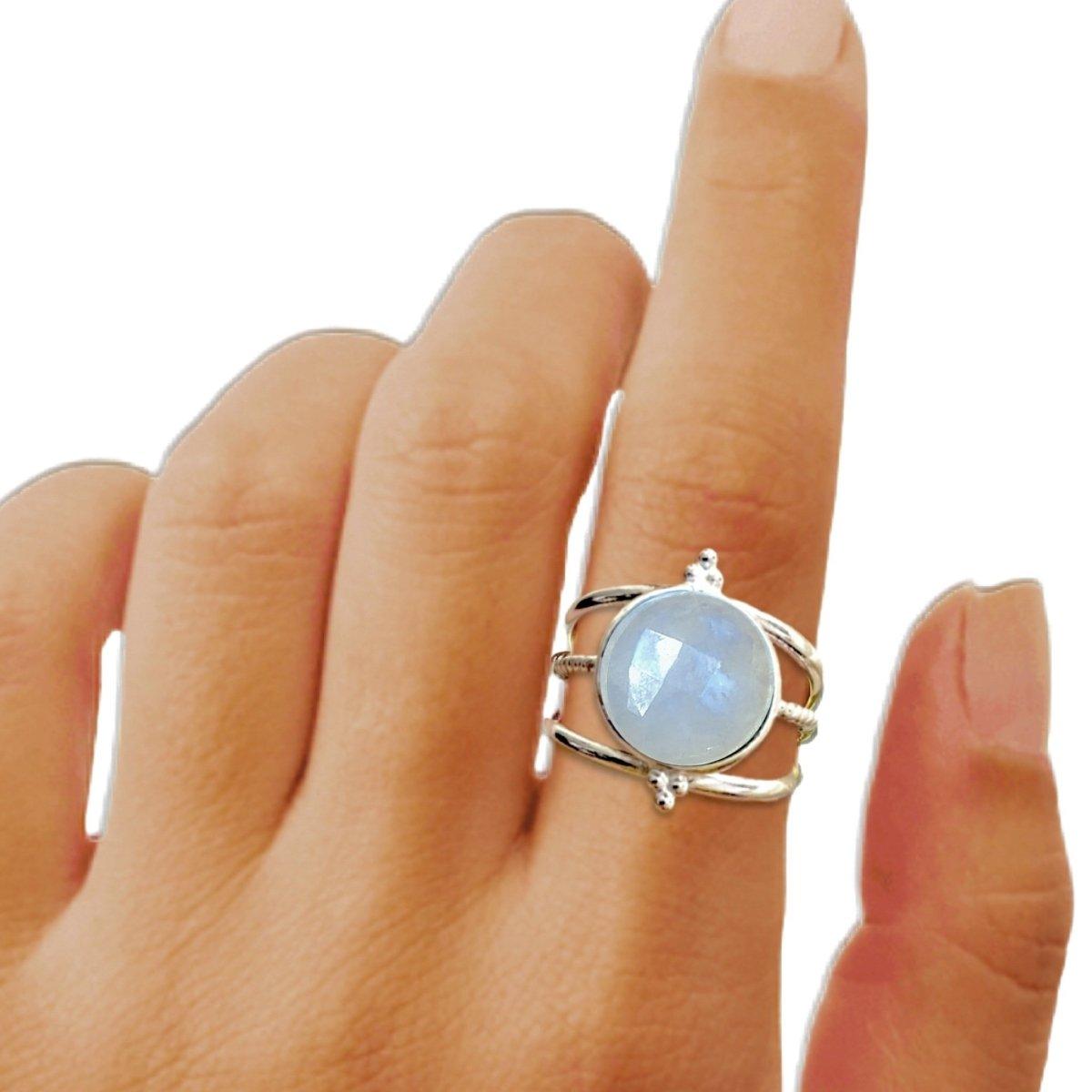 Laihas Free Spirit Moonstone Ring - Elegant Handmade Jewelry for Women, Perfect for Boho Chic & Everyday Wear