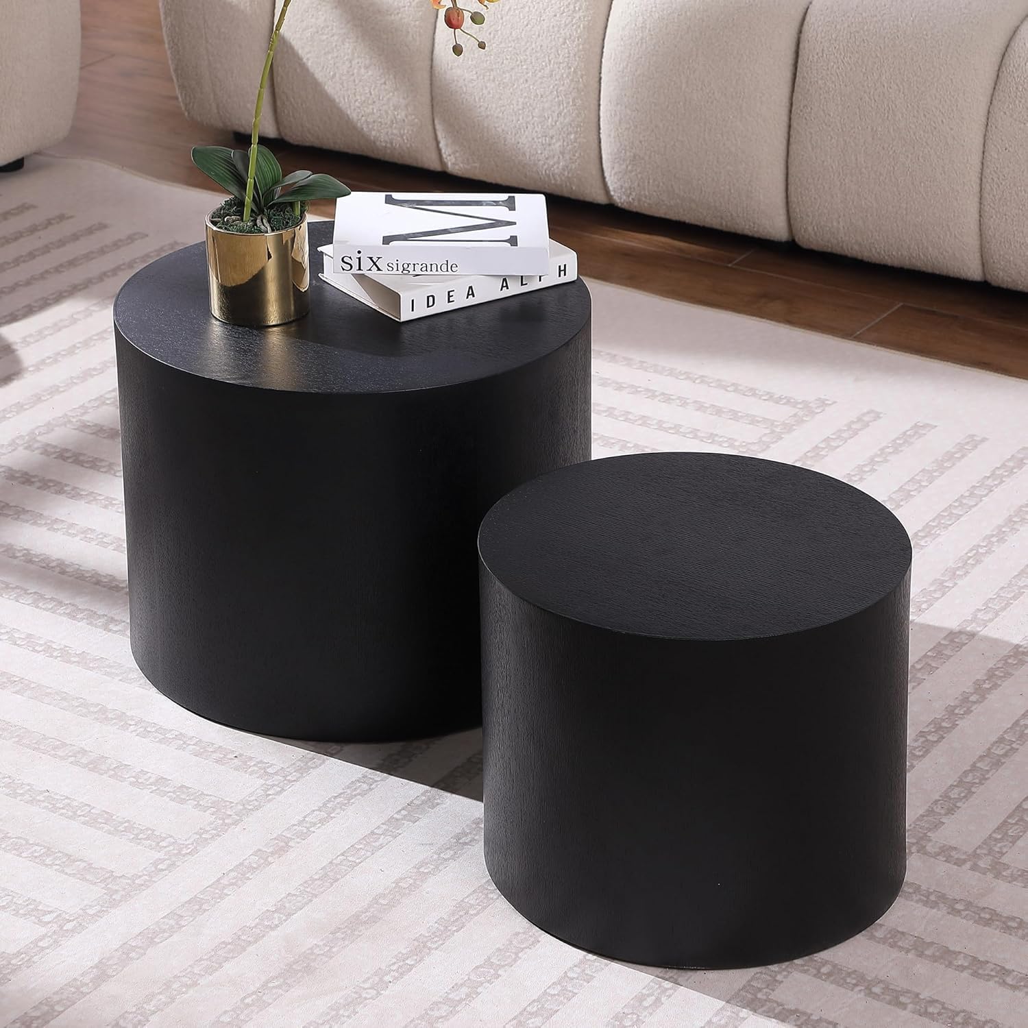 Modern Round Nesting Coffee Table Set of 2 - Wooden Circle Accent Tables with Non-Slip Feet for Small Spaces - Perfect for Living Room, Bedroom, Balcony, Office & Drum Side Table (Black) - Ideal for Home Decor, Coffee Time & Space Saving Furniture