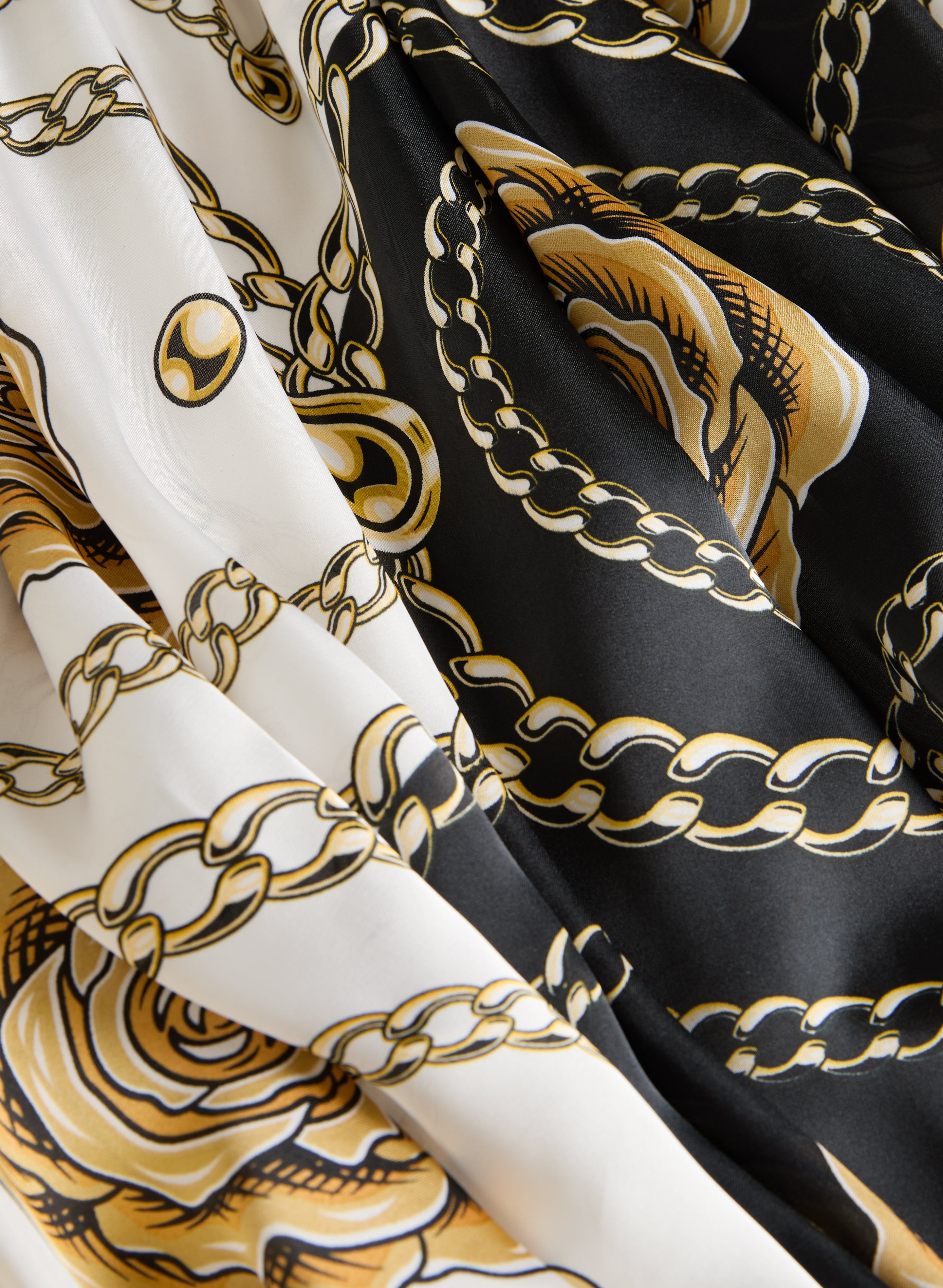 Elegant Chain & Floral Print Scarf for Women - Lightweight Fashion Accessory for Spring & Fall Outfits | Perfect for Office, Date Night & Travel