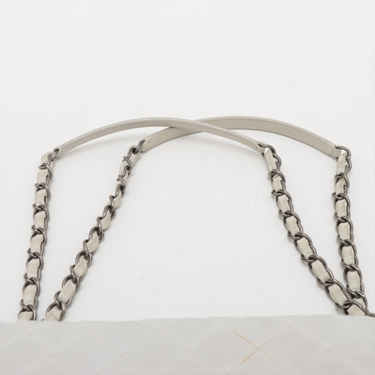 Chanel CC Logo Matelasse Lambskin Single Flap Double Chain Bag White - Luxury Designer Handbag for Women | Perfect for Parties, Weddings & Special Occasions